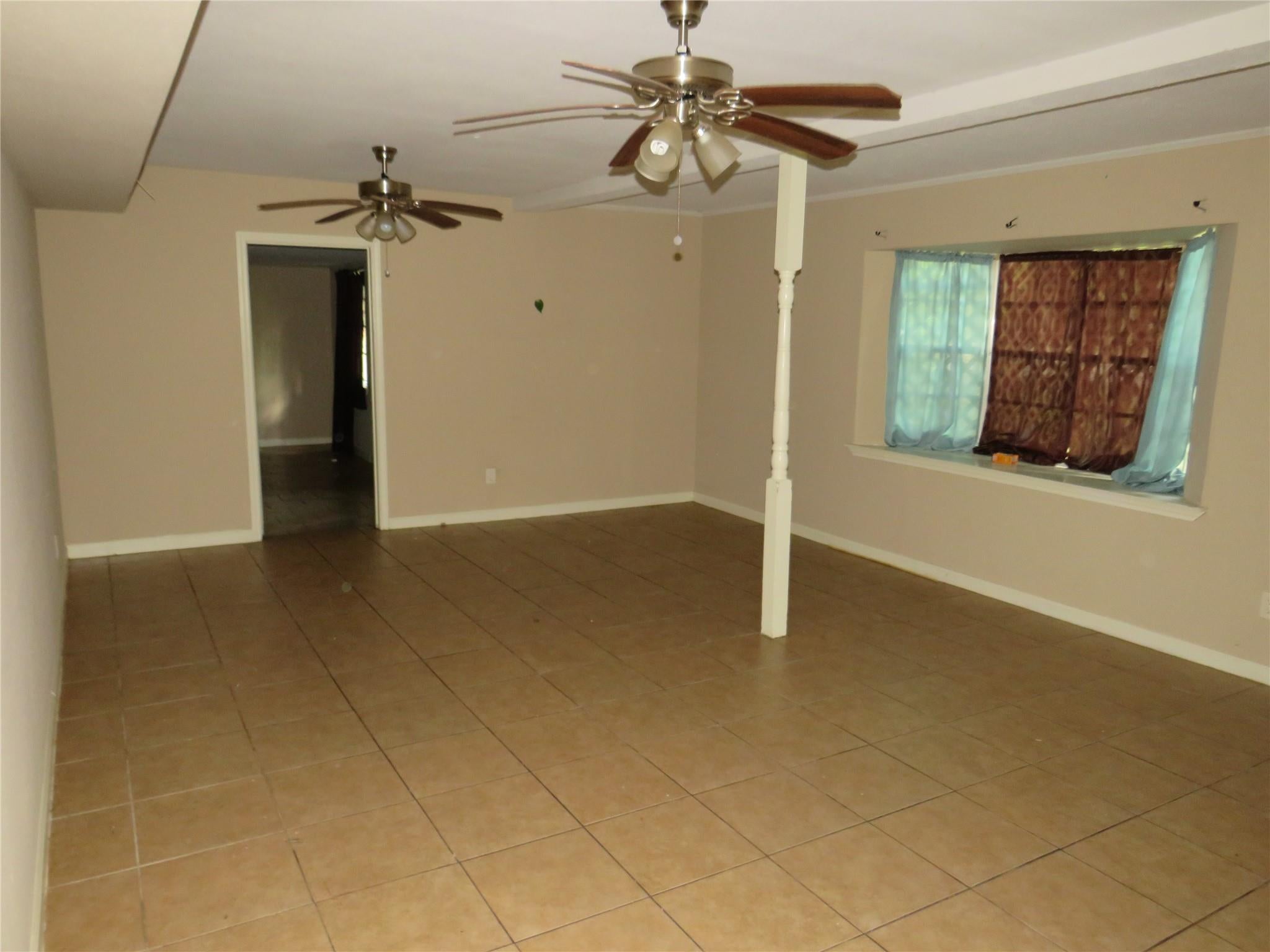 7102 N Highway 6, Hitchcock, TX 77563 photo