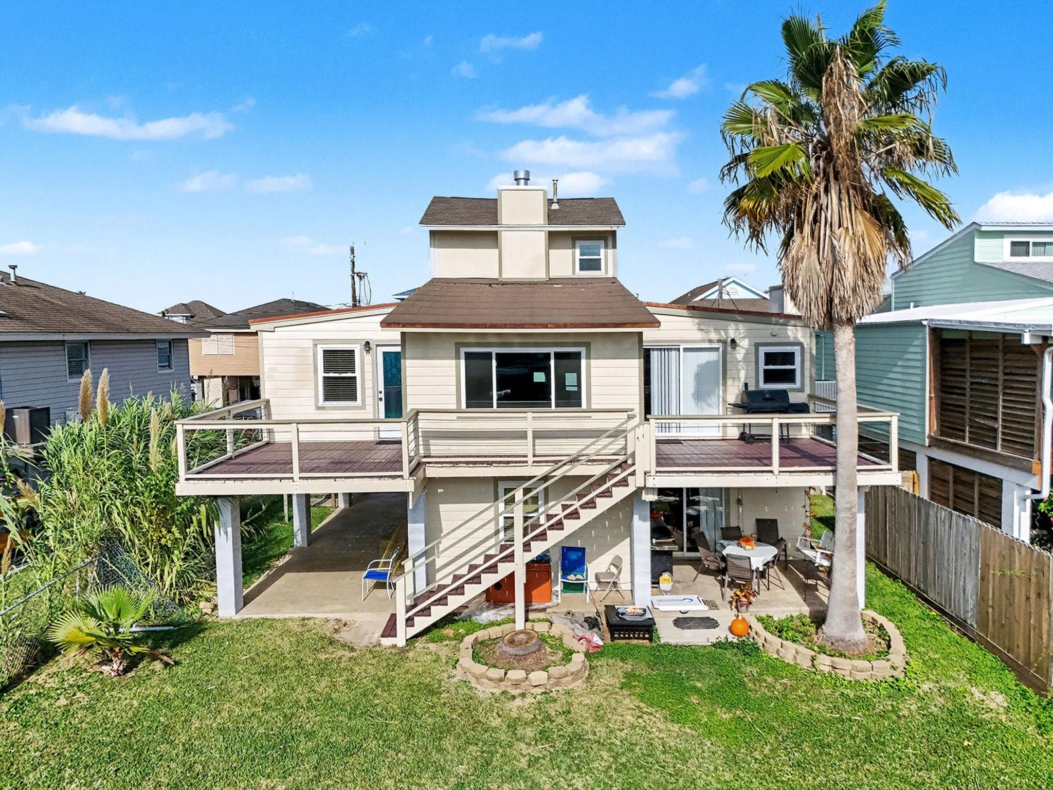 658 Warsaw St, Bayou Vista, TX 77563 photo