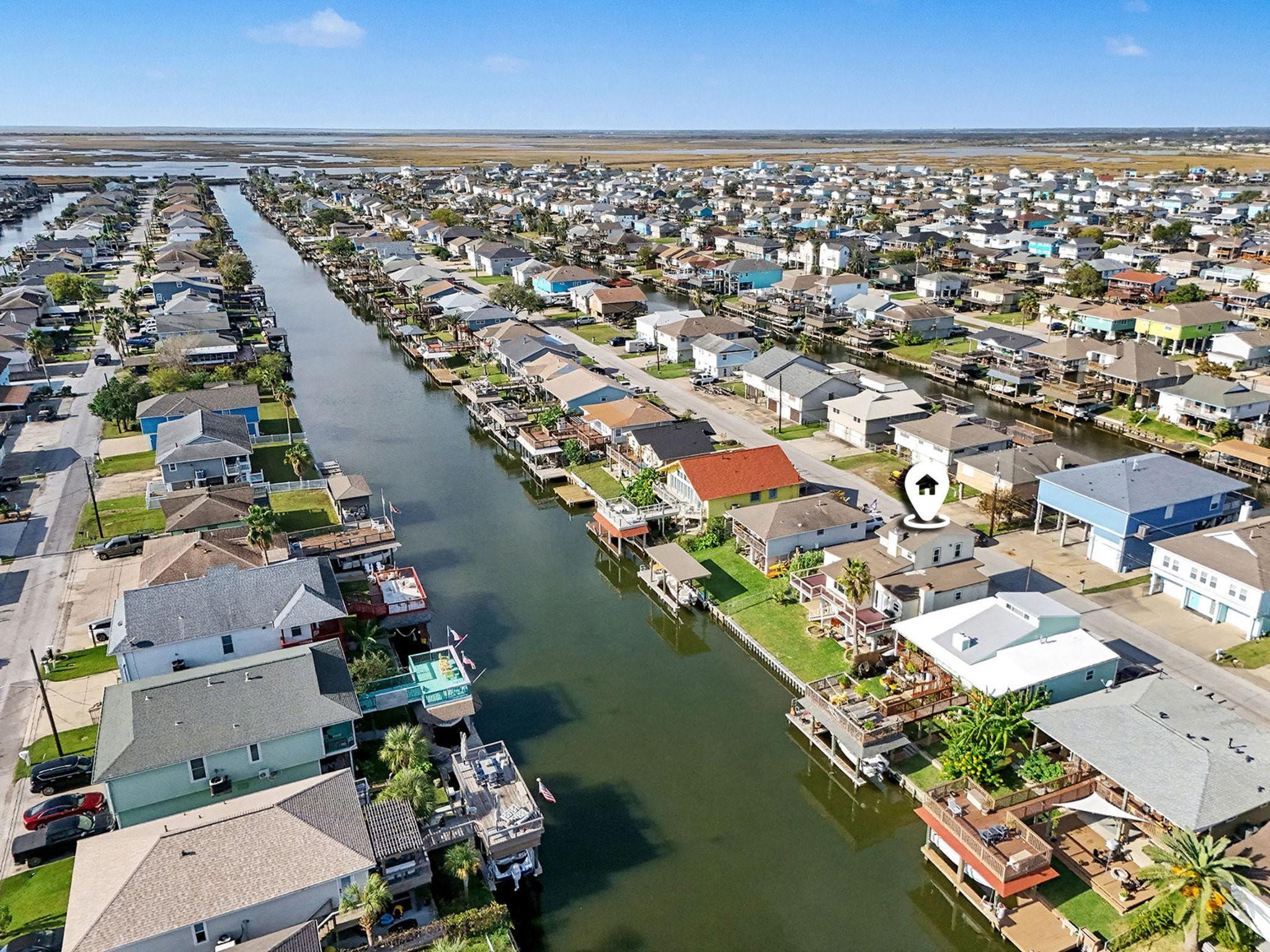 658 Warsaw St, Bayou Vista, TX 77563 photo