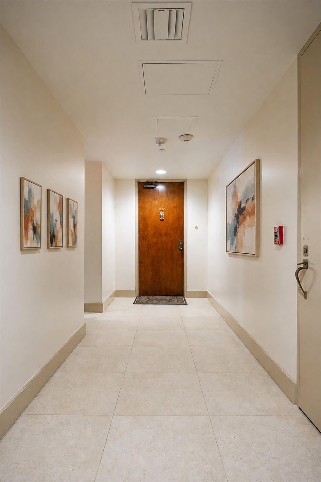 5001 Woodway 104, Houston, TX 77056 photo