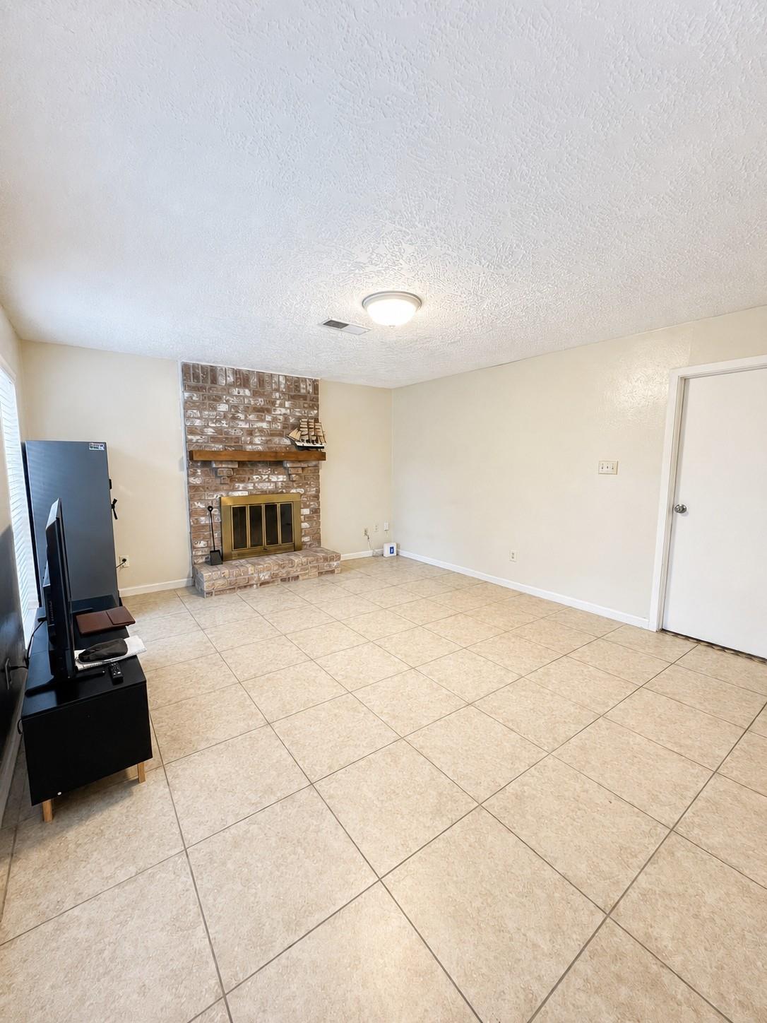 15219 Mcconn St, Houston, TX 77598 photo