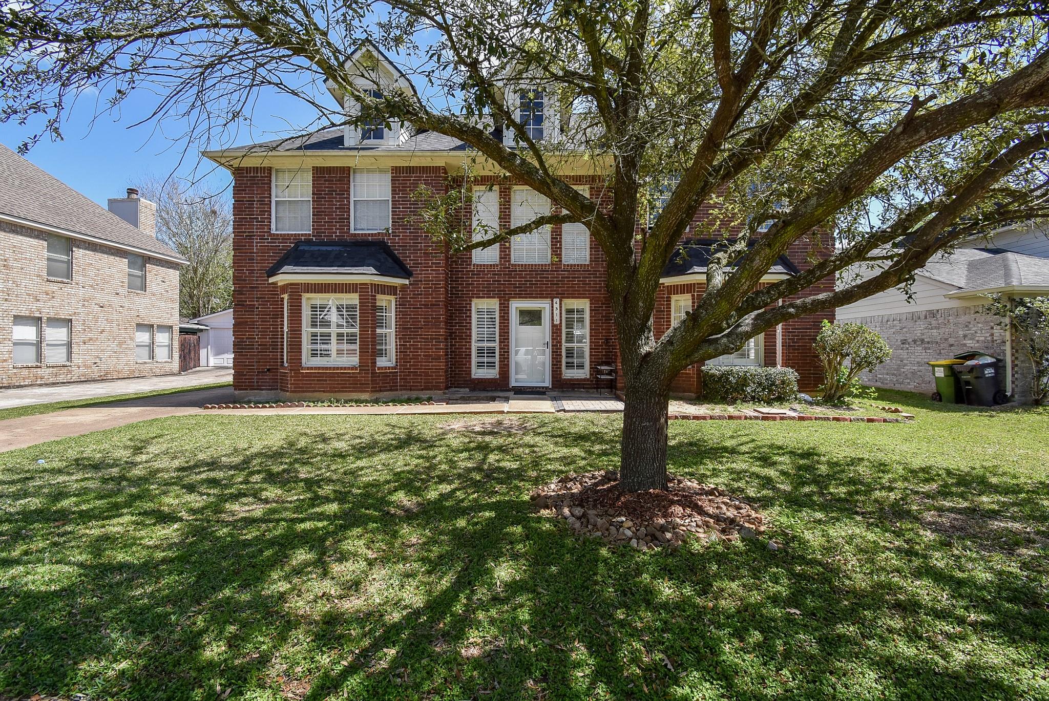 4311 Glen Avon Dr, Pasadena, TX 77505