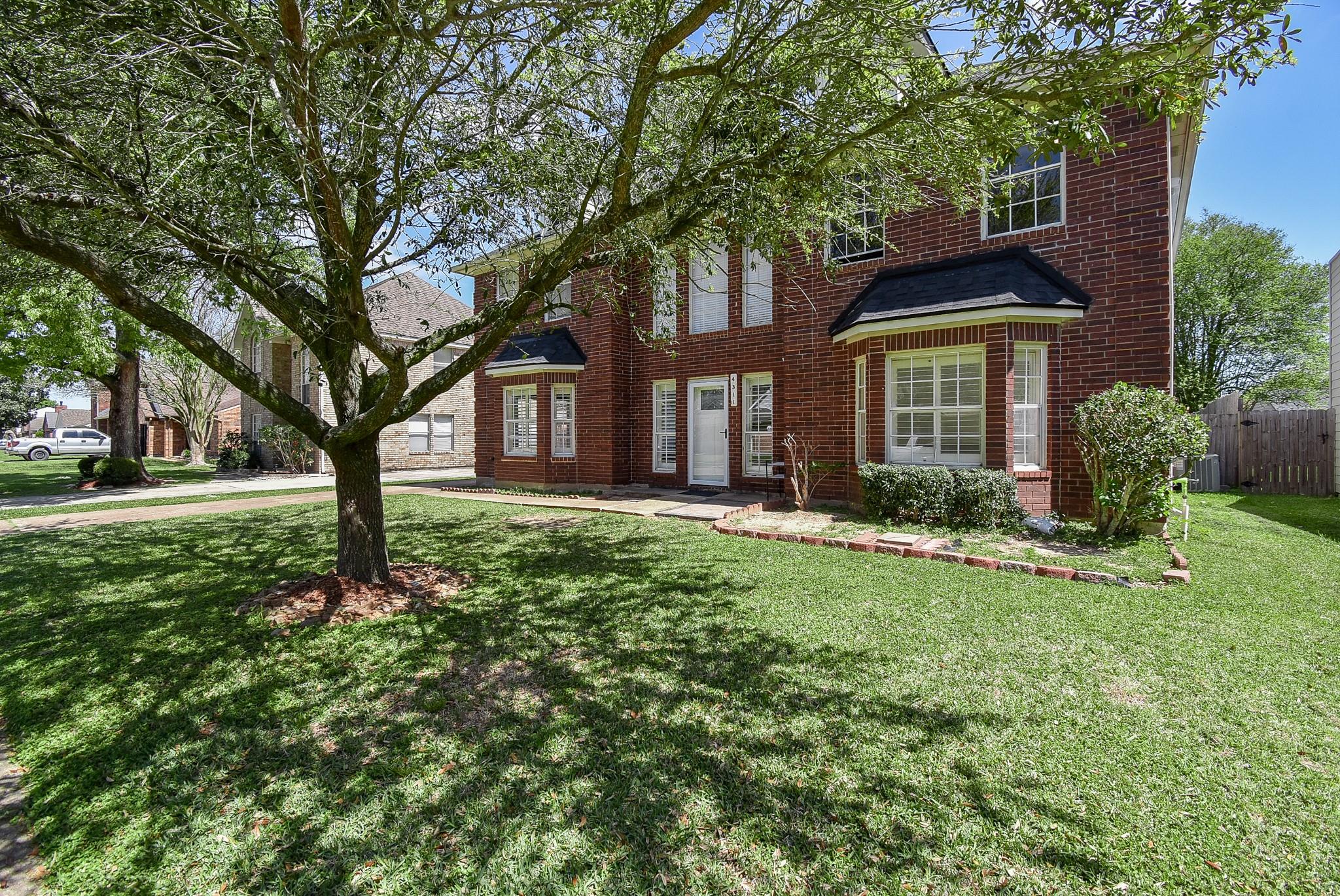 4311 Glen Avon Dr, Pasadena, TX 77505 photo