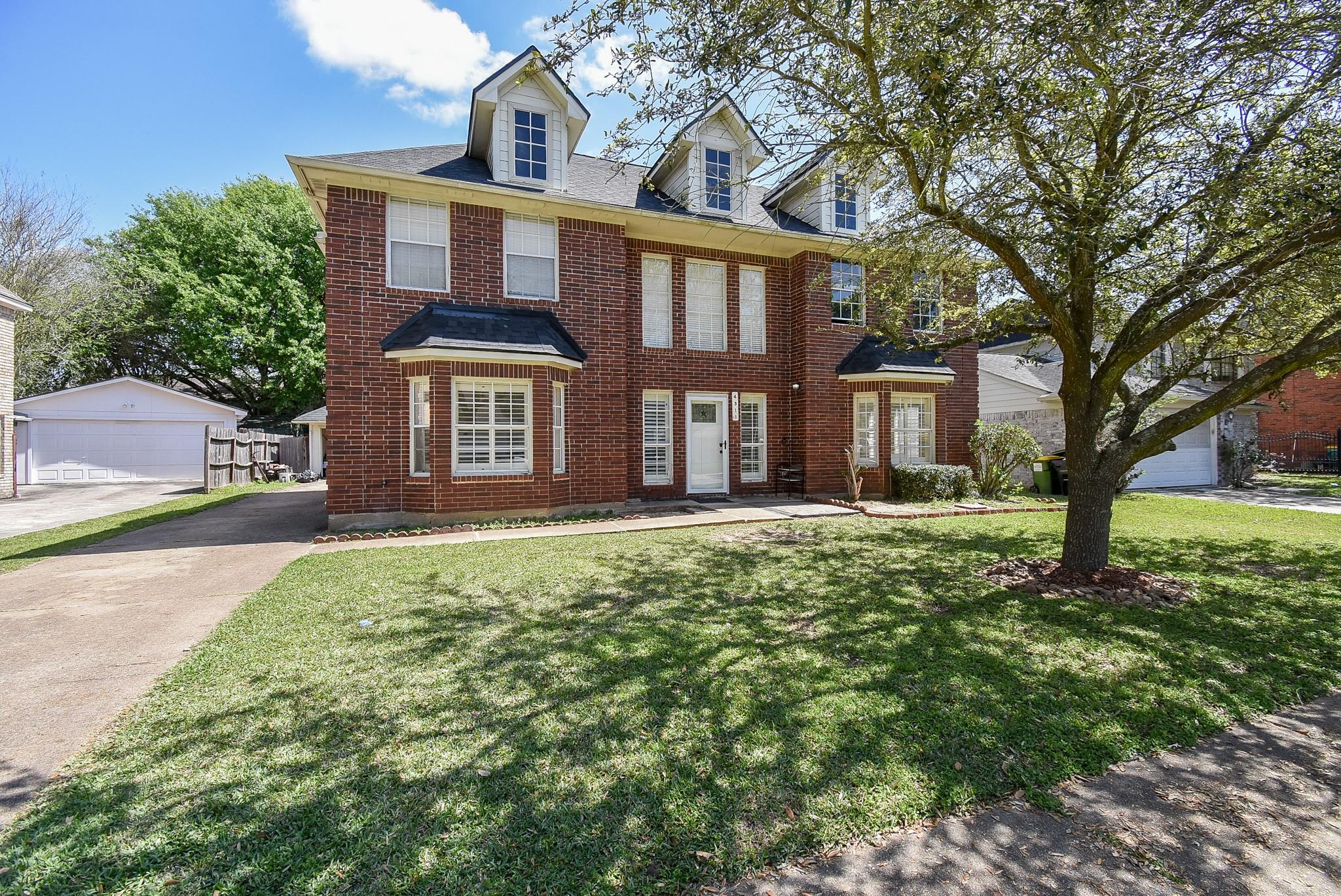 4311 Glen Avon Dr, Pasadena, TX 77505 photo