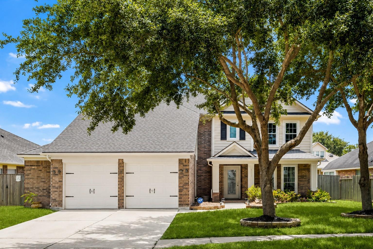 3915 Eastland Lake Dr, Richmond, TX 77406