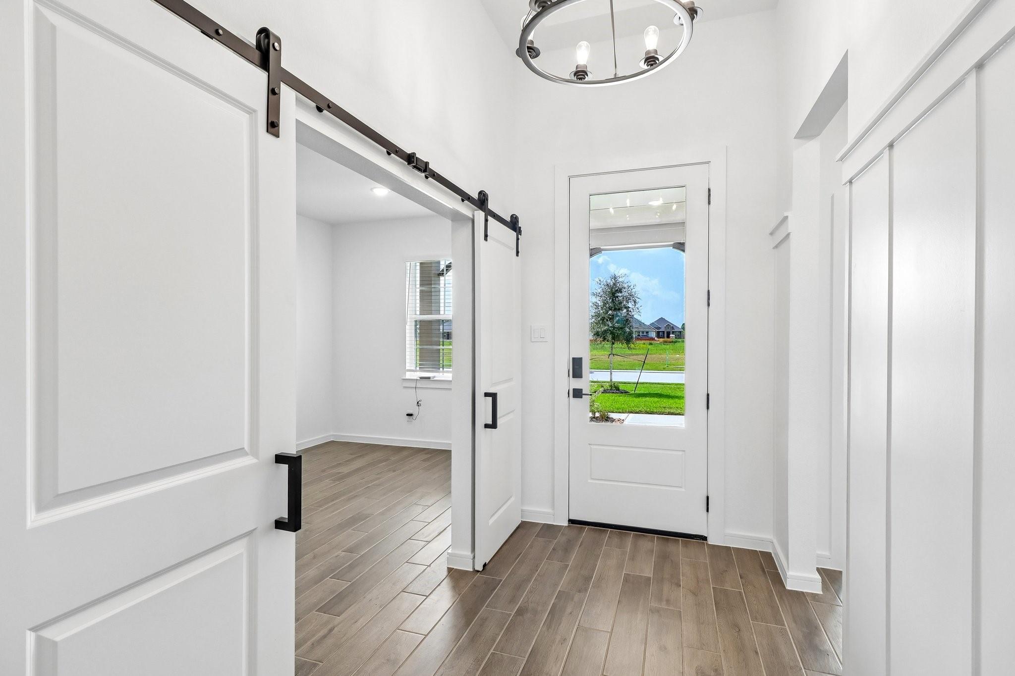 12406 Fashion Cir, Mont Belvieu, TX 77535 photo