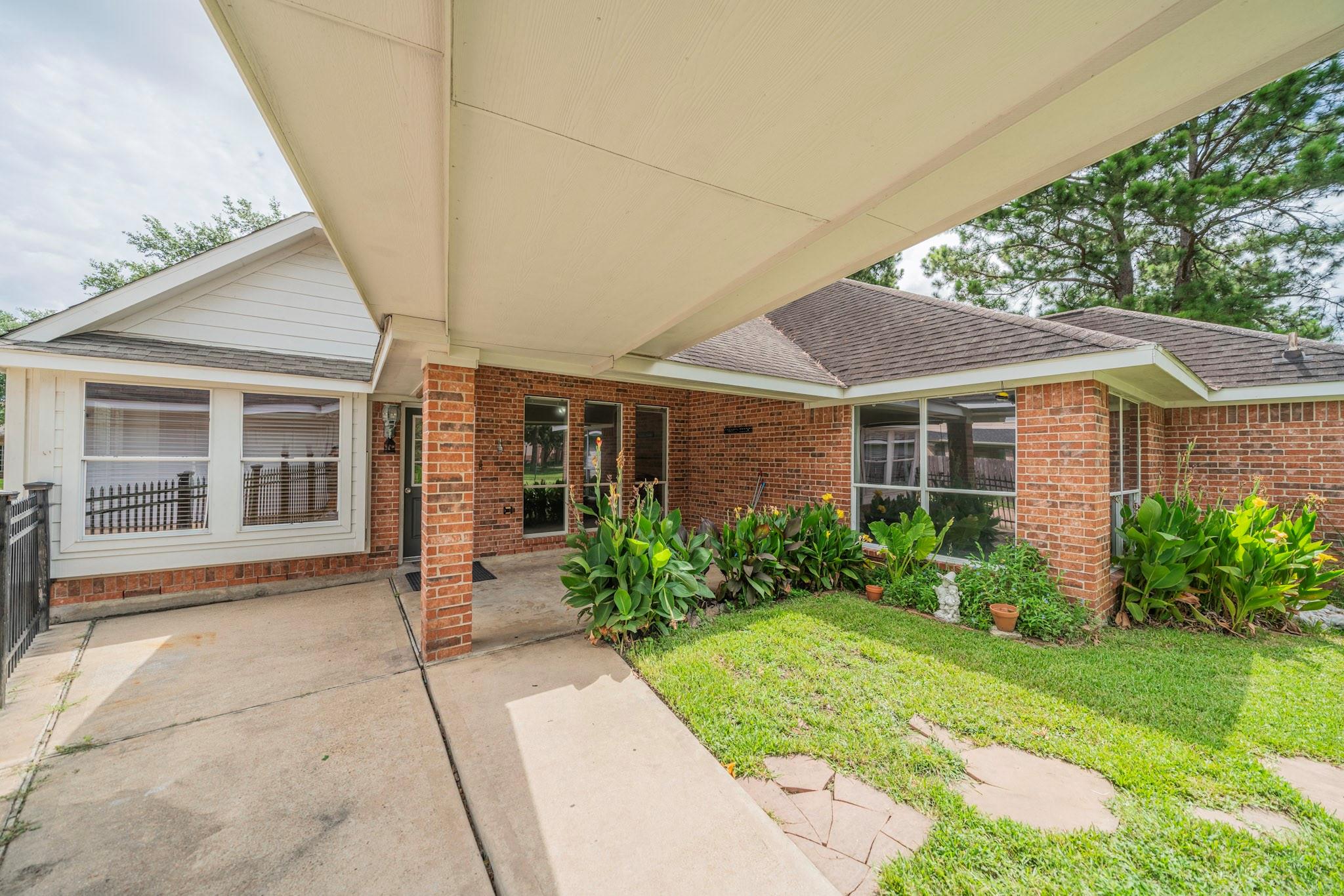 17307 Celeste River Ct, Houston, TX 77095 photo