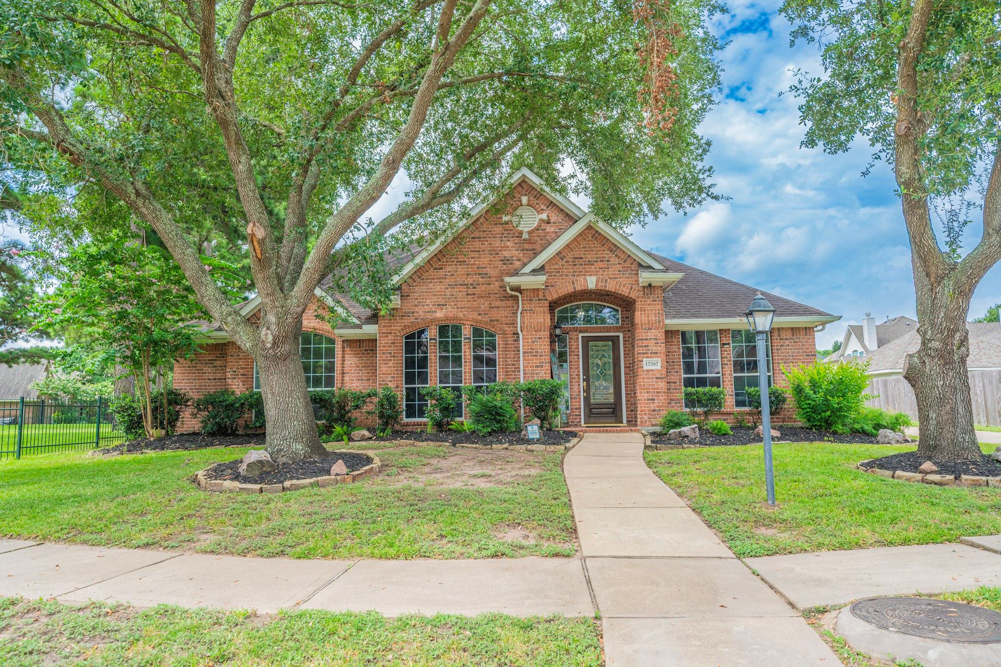 17307 Celeste River Ct, Houston, TX 77095 photo