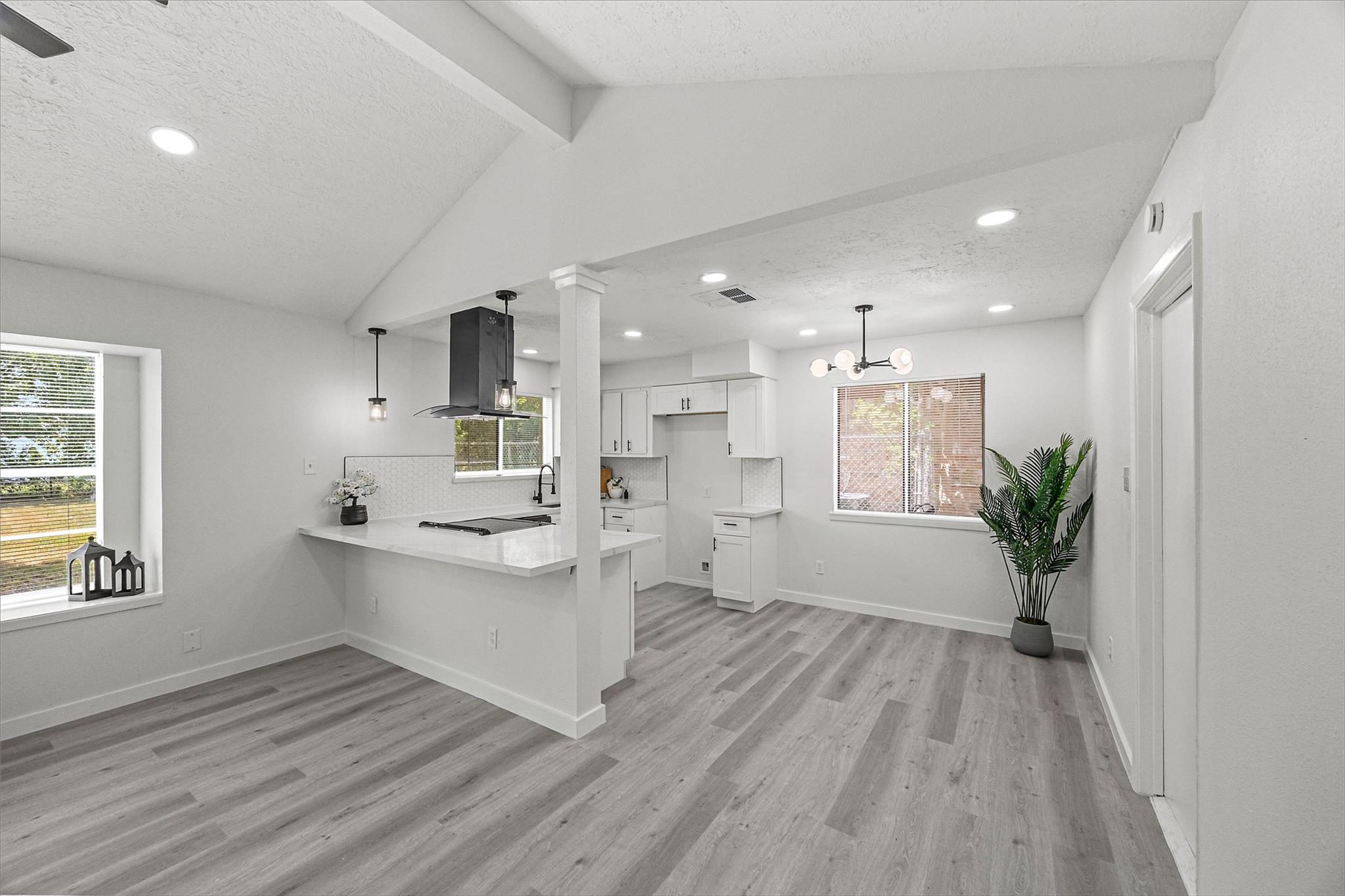 4923 Beechaven St, Houston, TX 77053 photo