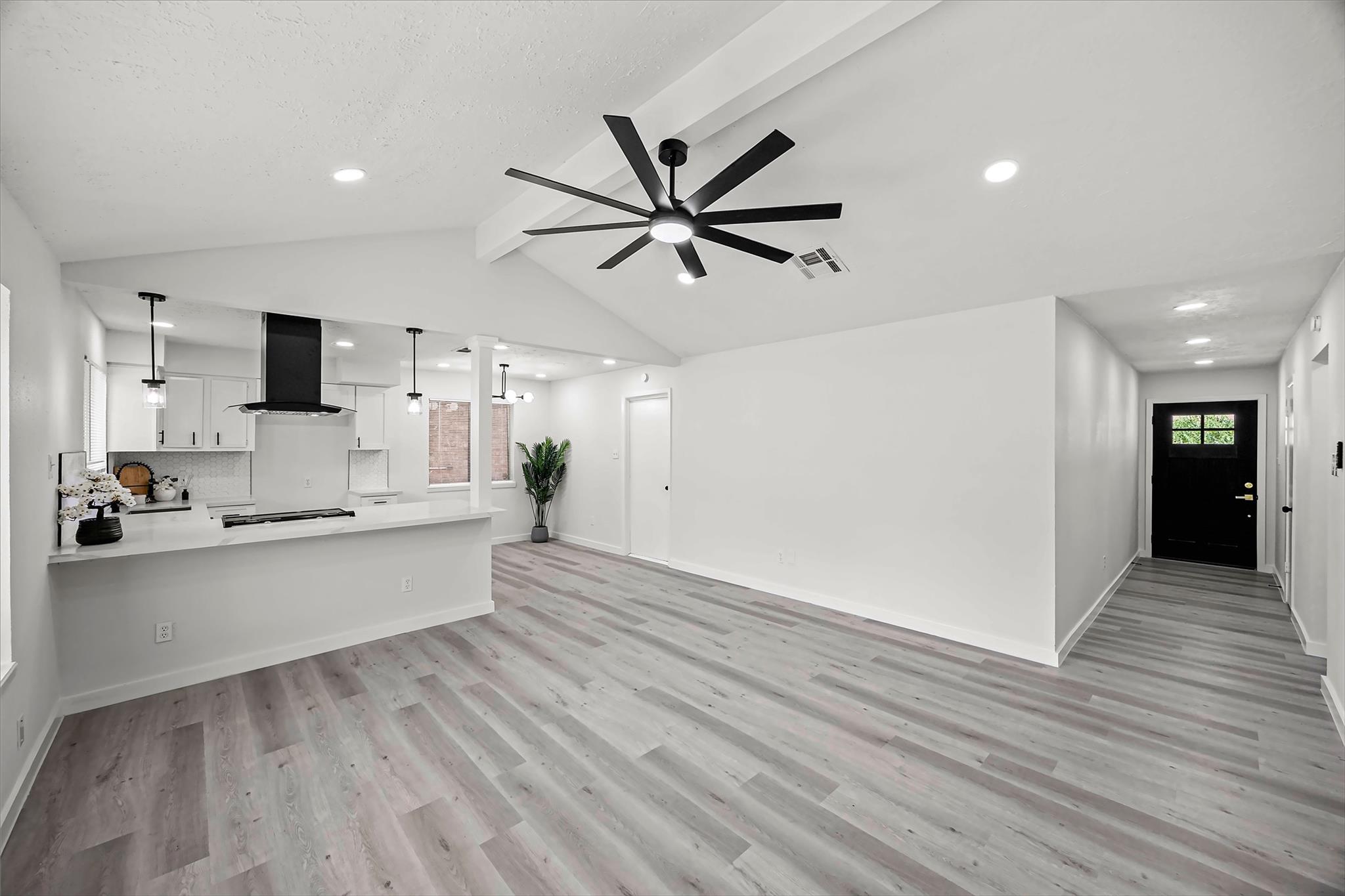 4923 Beechaven St, Houston, TX 77053 photo