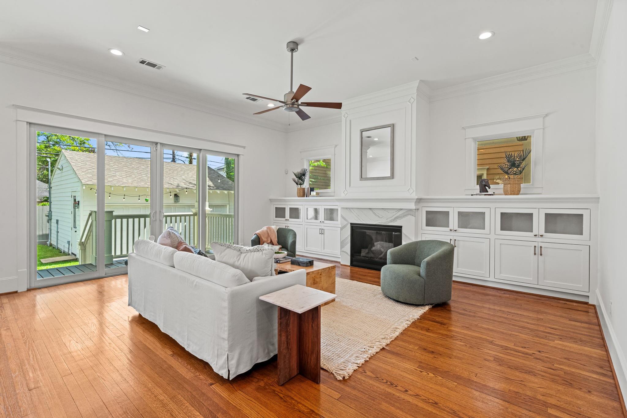 505 Aurora St, Houston, TX 77008 photo