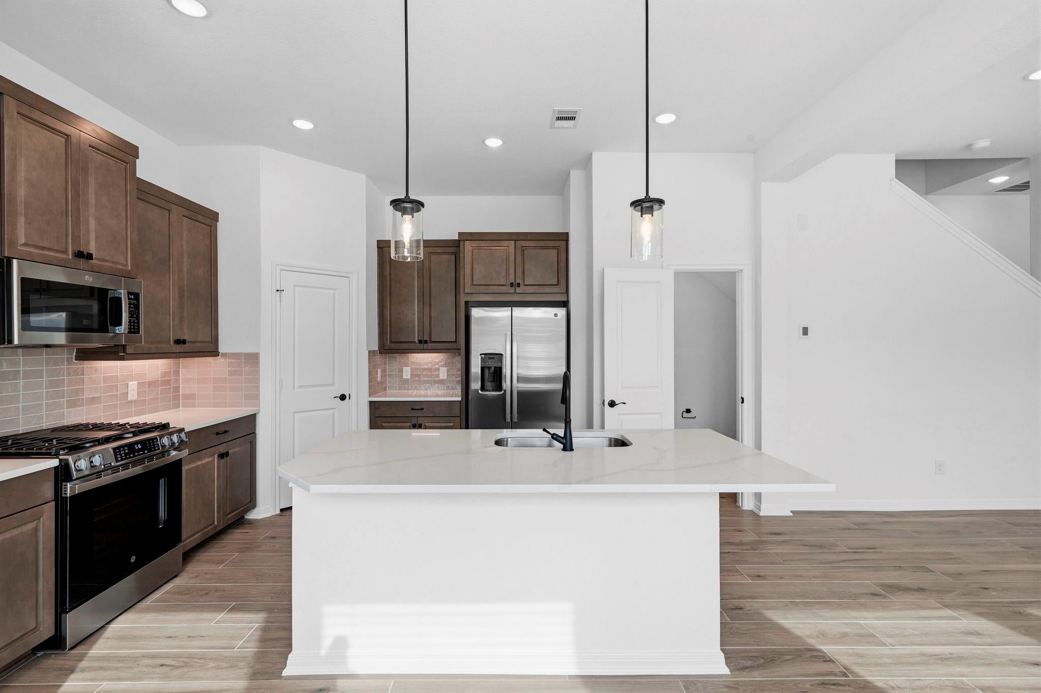511 Water Ash Ct, Montgomery, TX 77316 photo