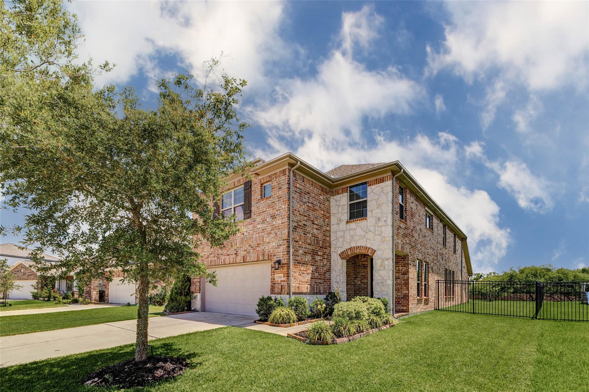 32963 Ruthie Dean Dr, Brookshire, TX 77423