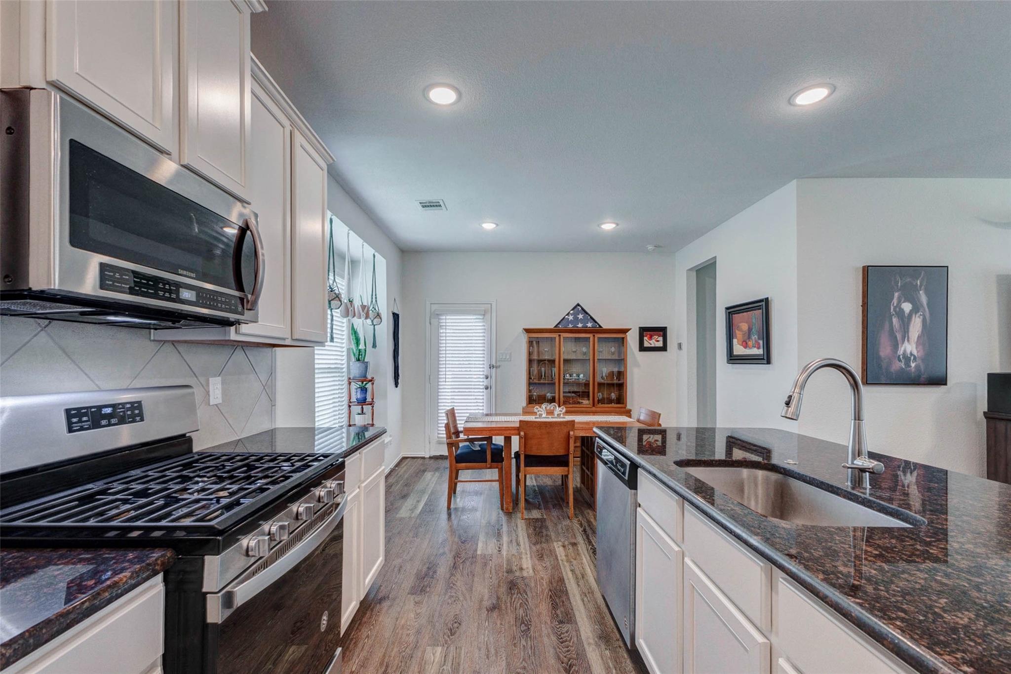 32963 Ruthie Dean Dr, Brookshire, TX 77423 photo