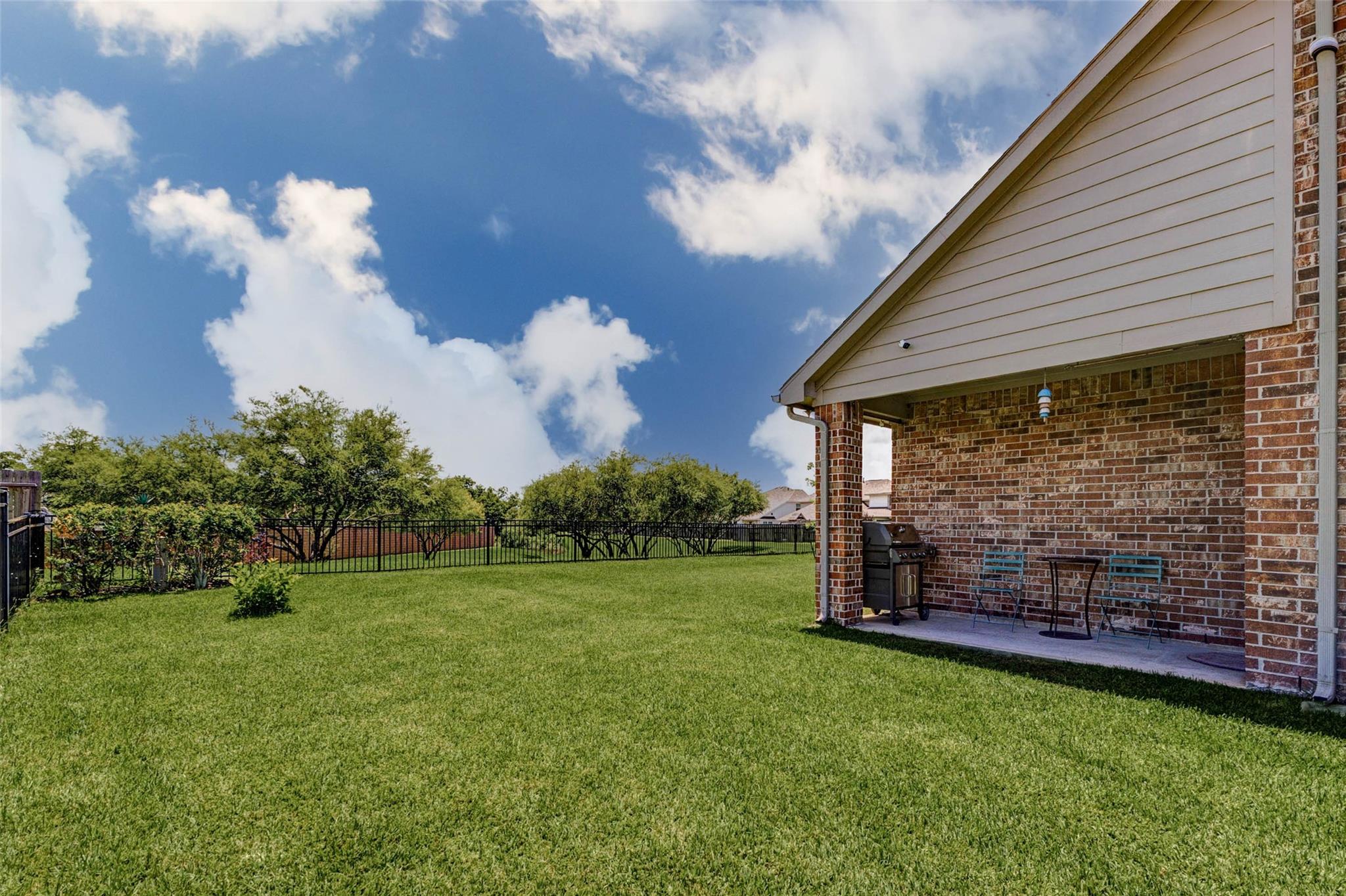 32963 Ruthie Dean Dr, Brookshire, TX 77423 photo