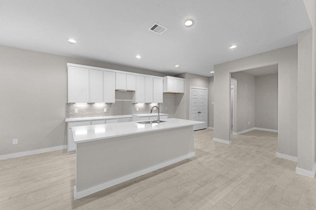 2483 Forest Cedar Ln, Conroe, TX 77301 photo