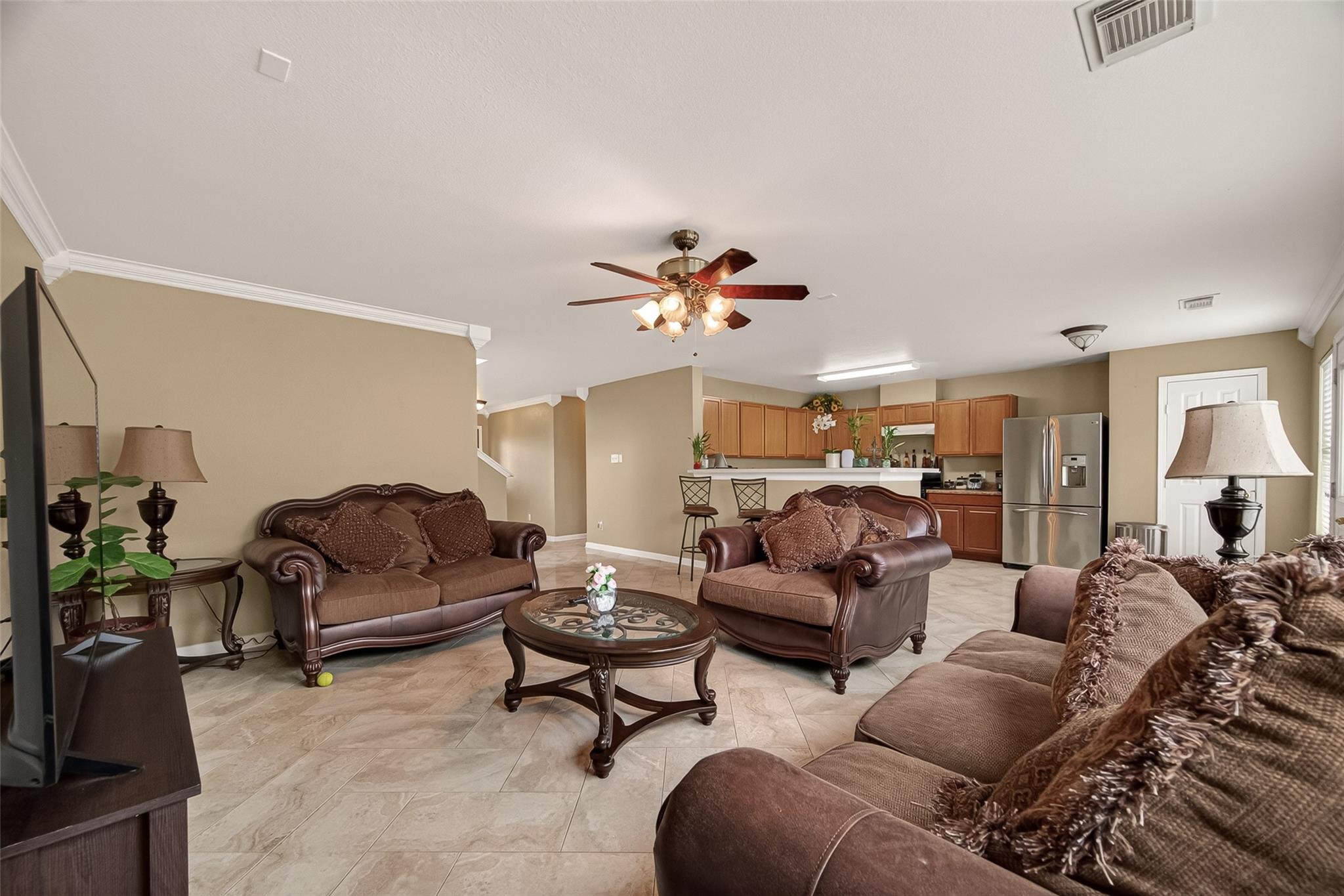 12002 S Christophers Walk Ct, Houston, TX 77089 photo