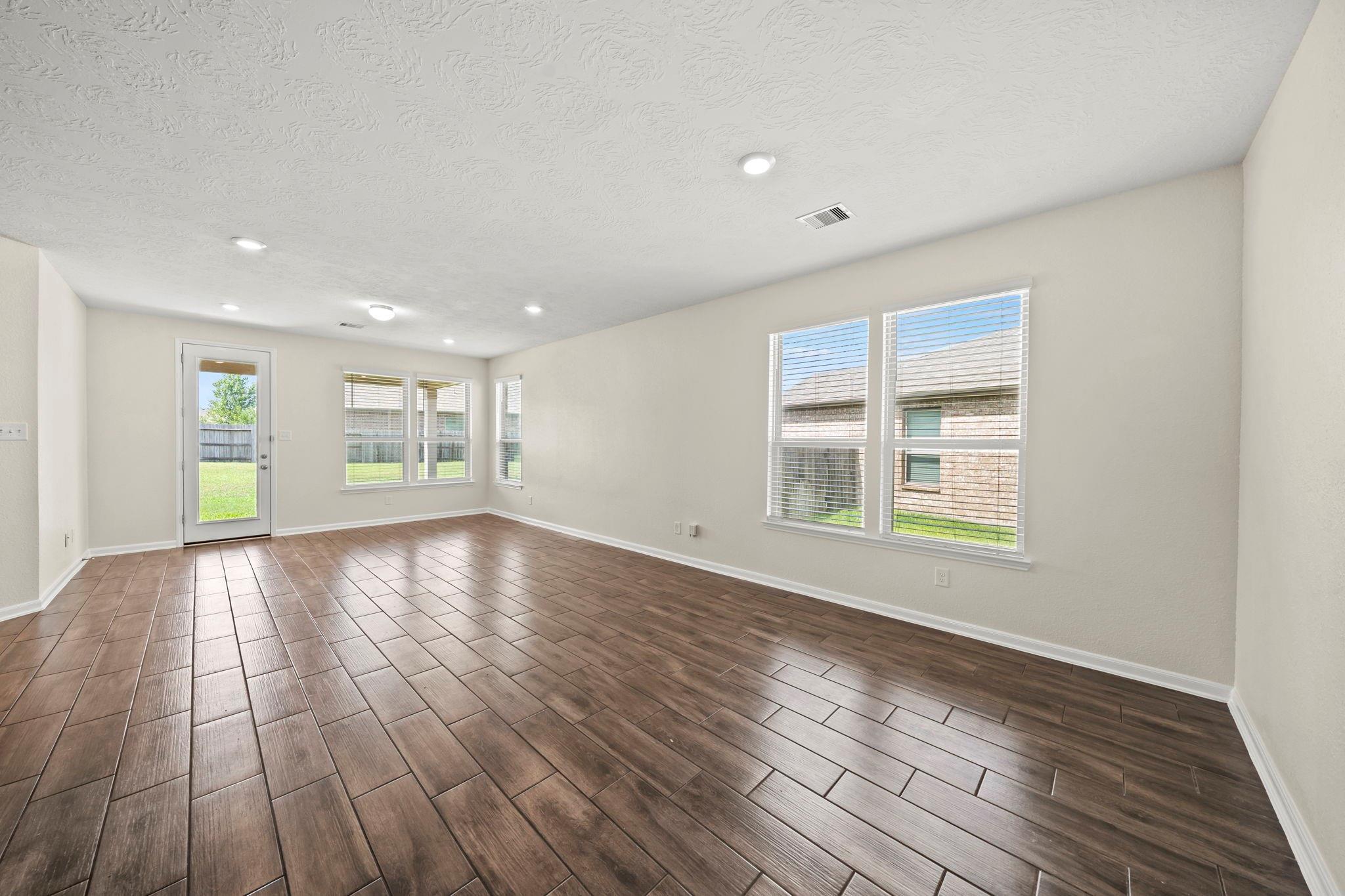8908 Bear Mountain Ct, Magnolia, TX 77354 photo