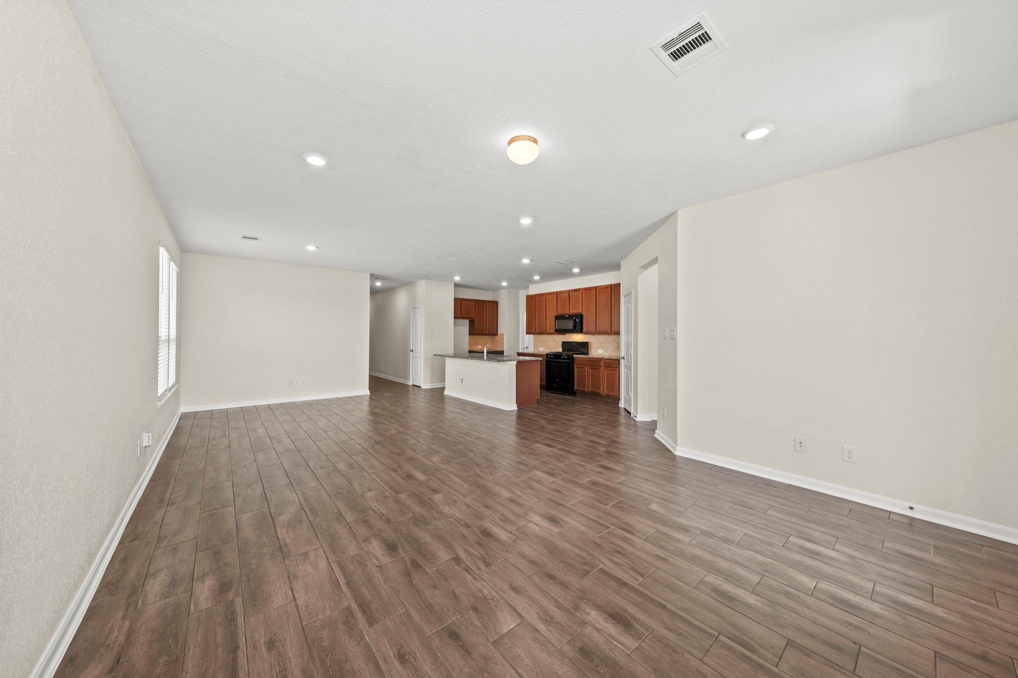 8908 Bear Mountain Ct, Magnolia, TX 77354 photo