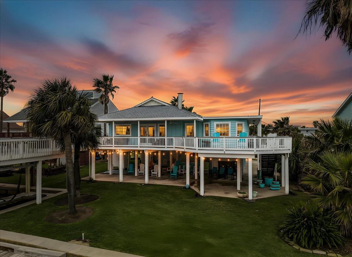 3718 Brewster Key Dr, Galveston, TX 77554
