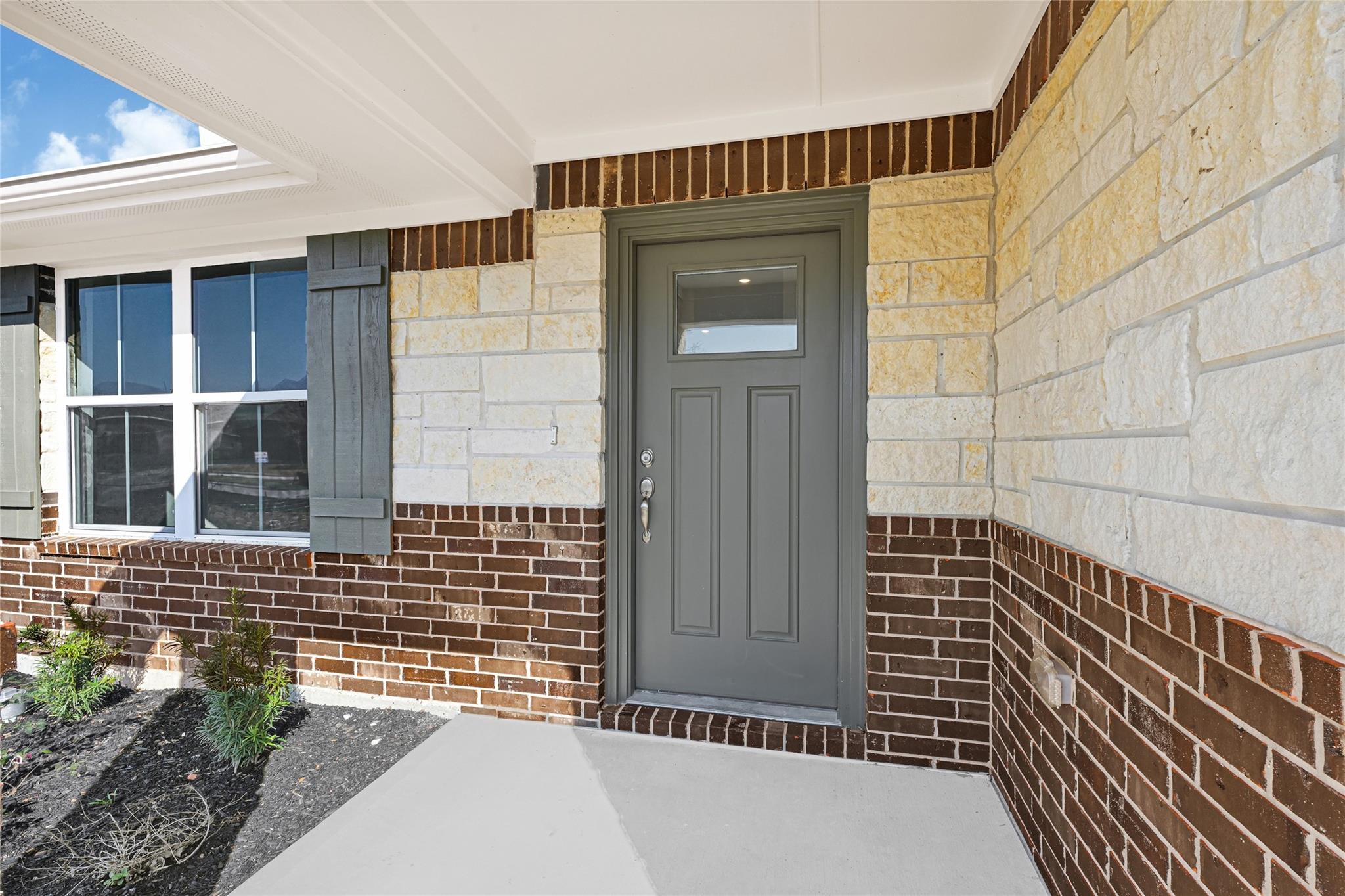 2238 W Post Oak Cir, Dayton, TX 77525 photo