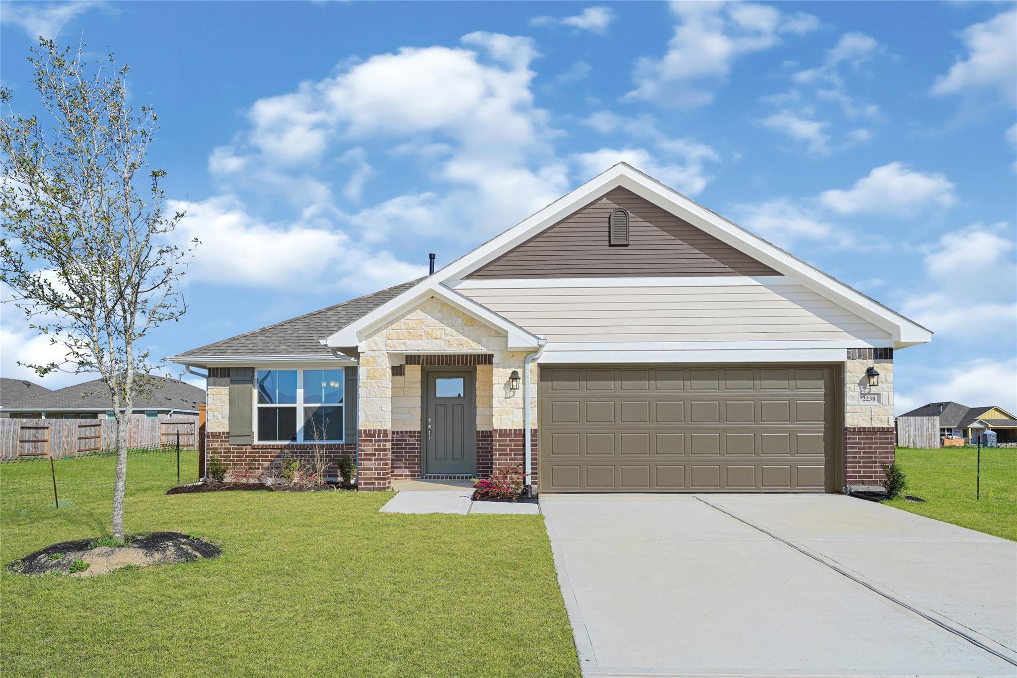 2238 Post Oak Cir, Dayton, TX 77525