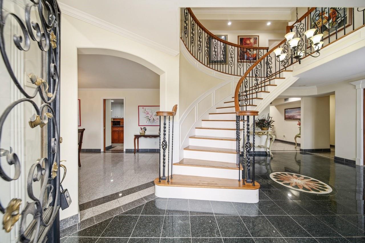 11730 Denise Dr, Houston, TX 77024 photo