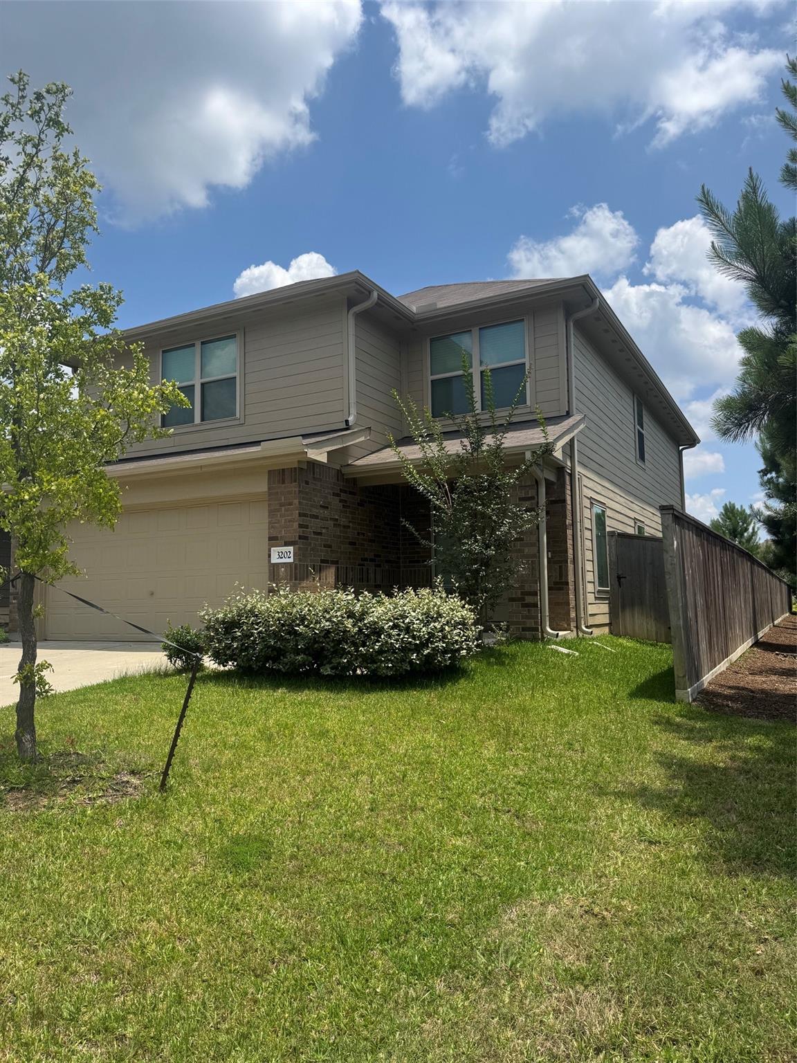 3202 Holly Stokes Way, Conroe, TX 77301 photo