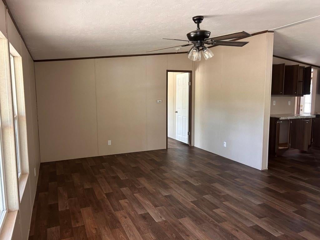534 County Road 3891 S, Cleveland, TX 77328 photo