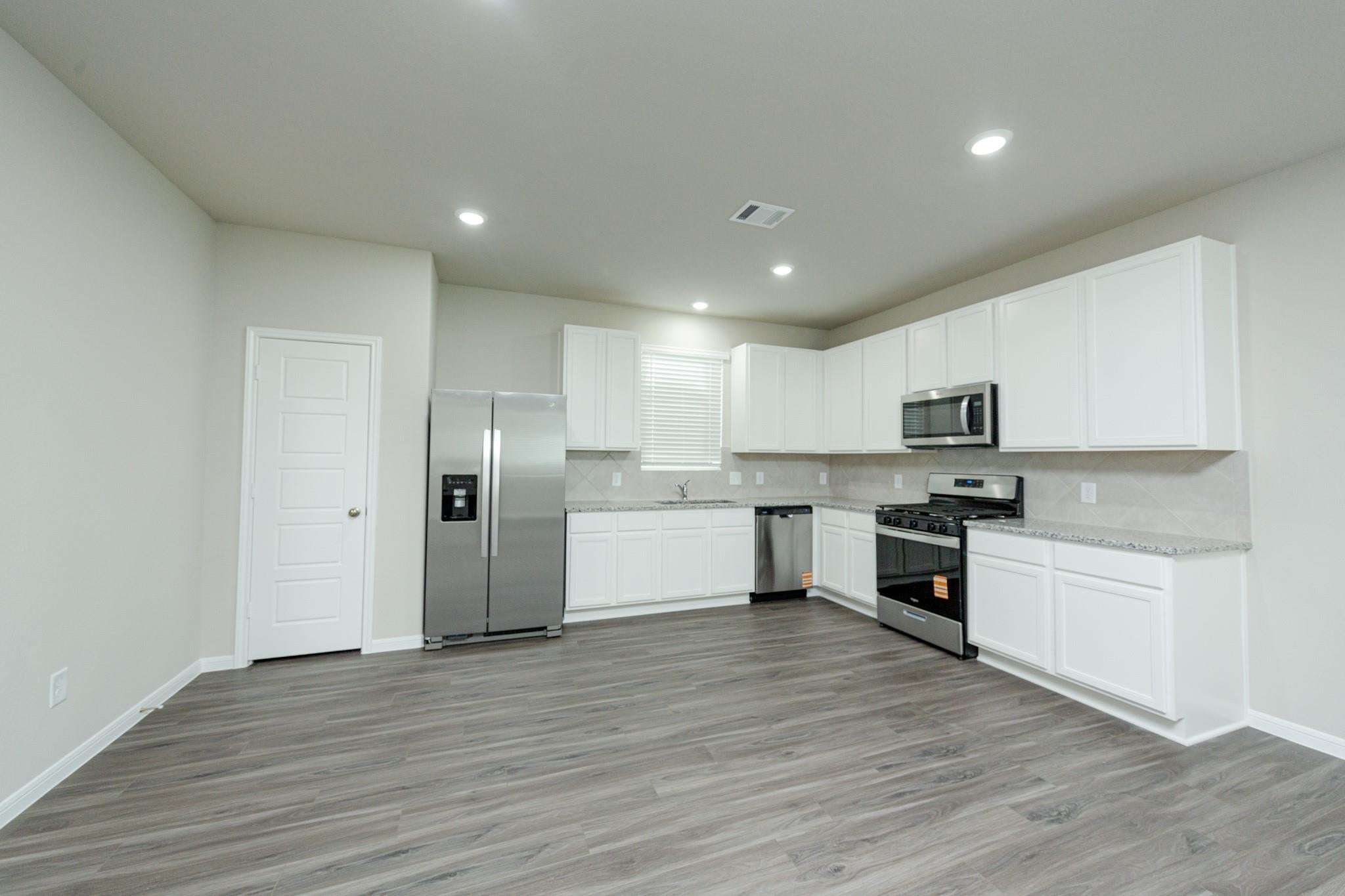 3074 Nickell Back Dr, Conroe, TX 77301 photo