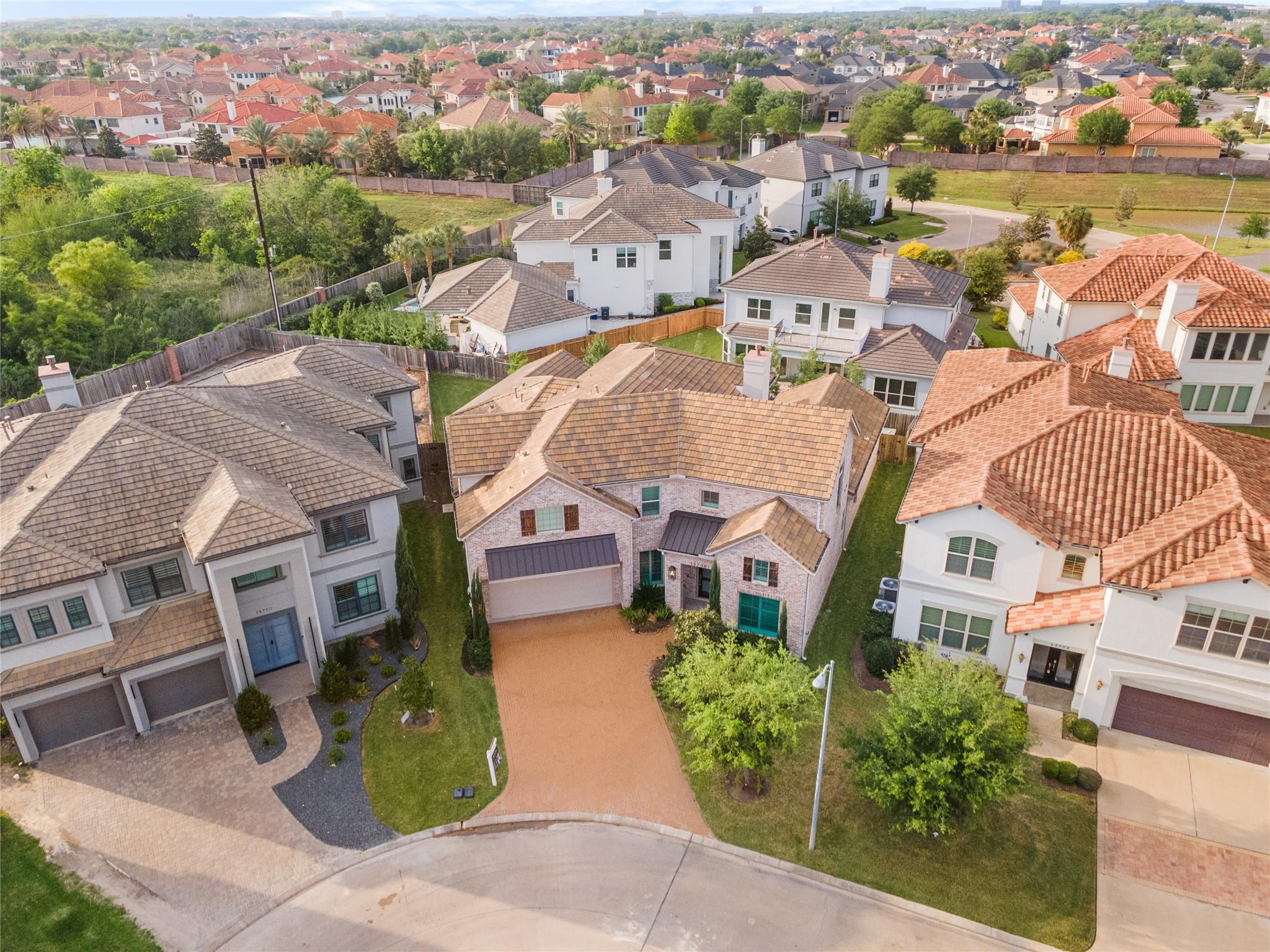 13706 Northwood Meadow Cir, Houston, TX 77077 photo