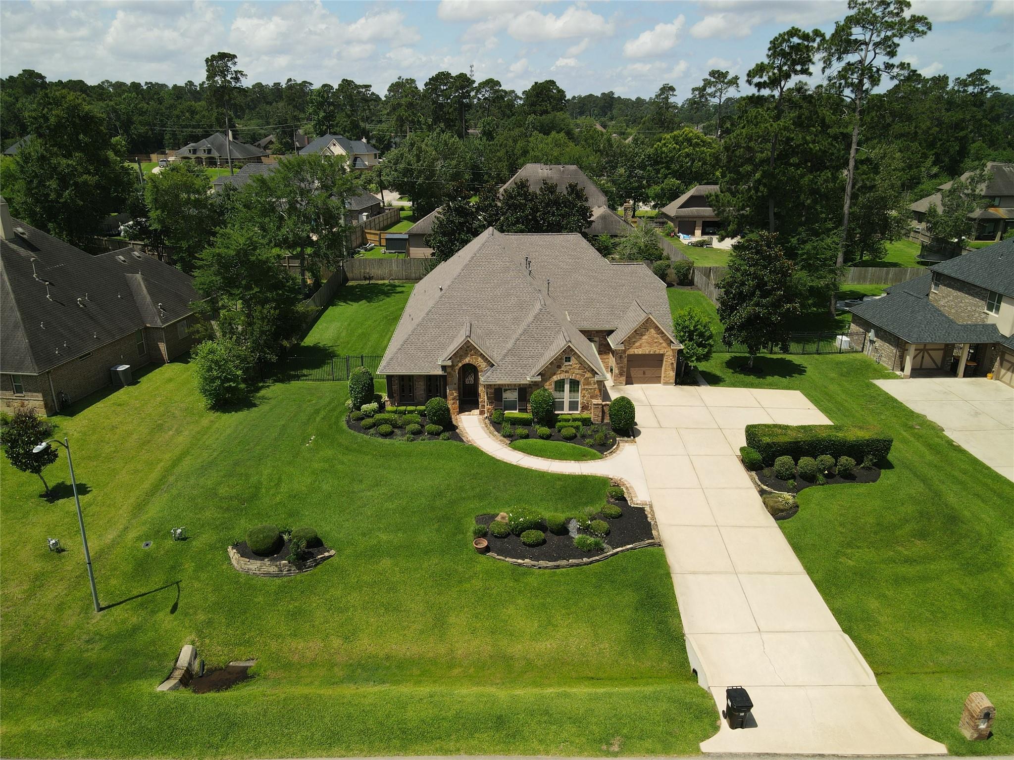 40603 Manor Dr, Magnolia, TX 77354 photo