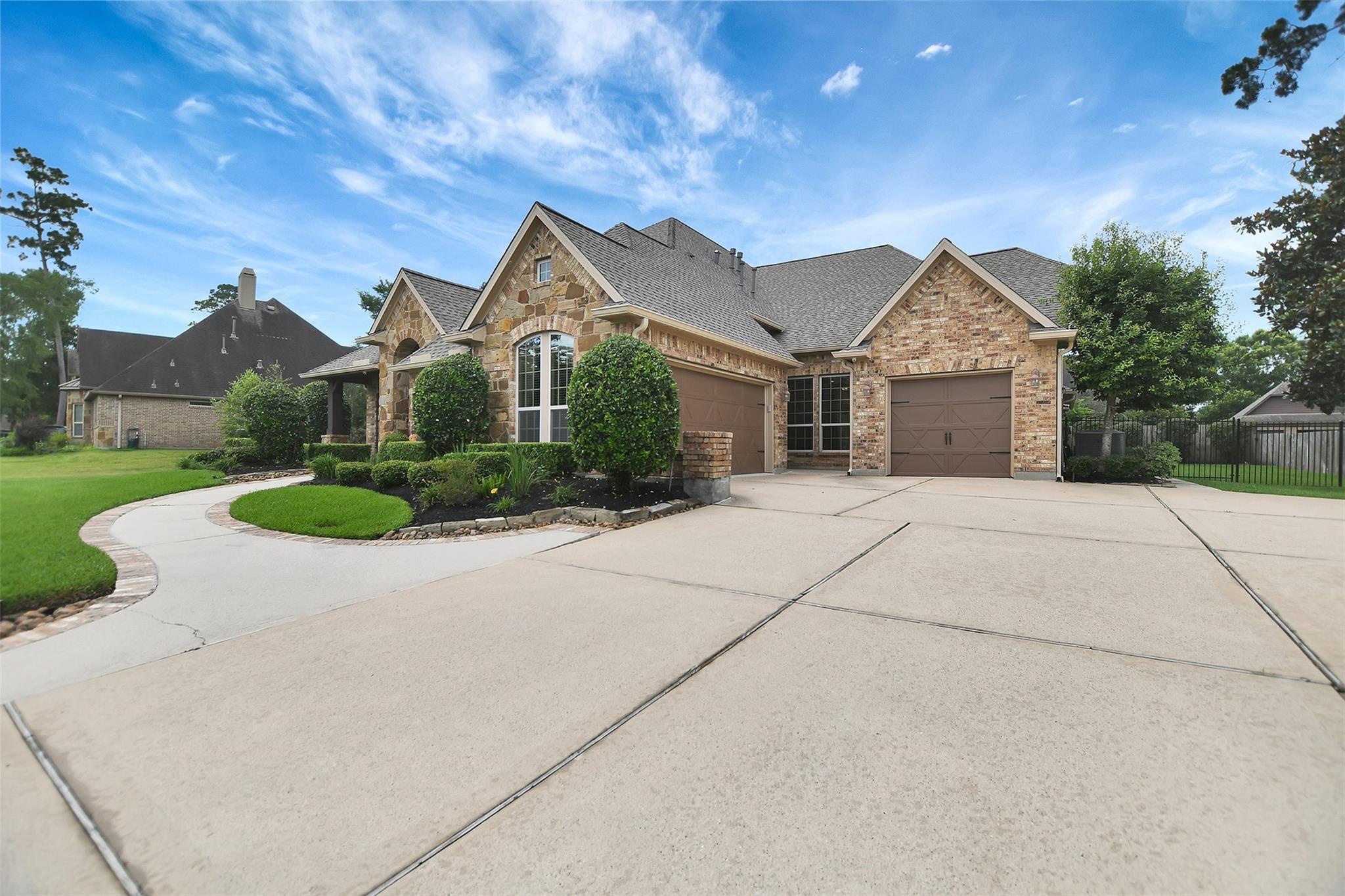 40603 Manor Dr, Magnolia, TX 77354 photo