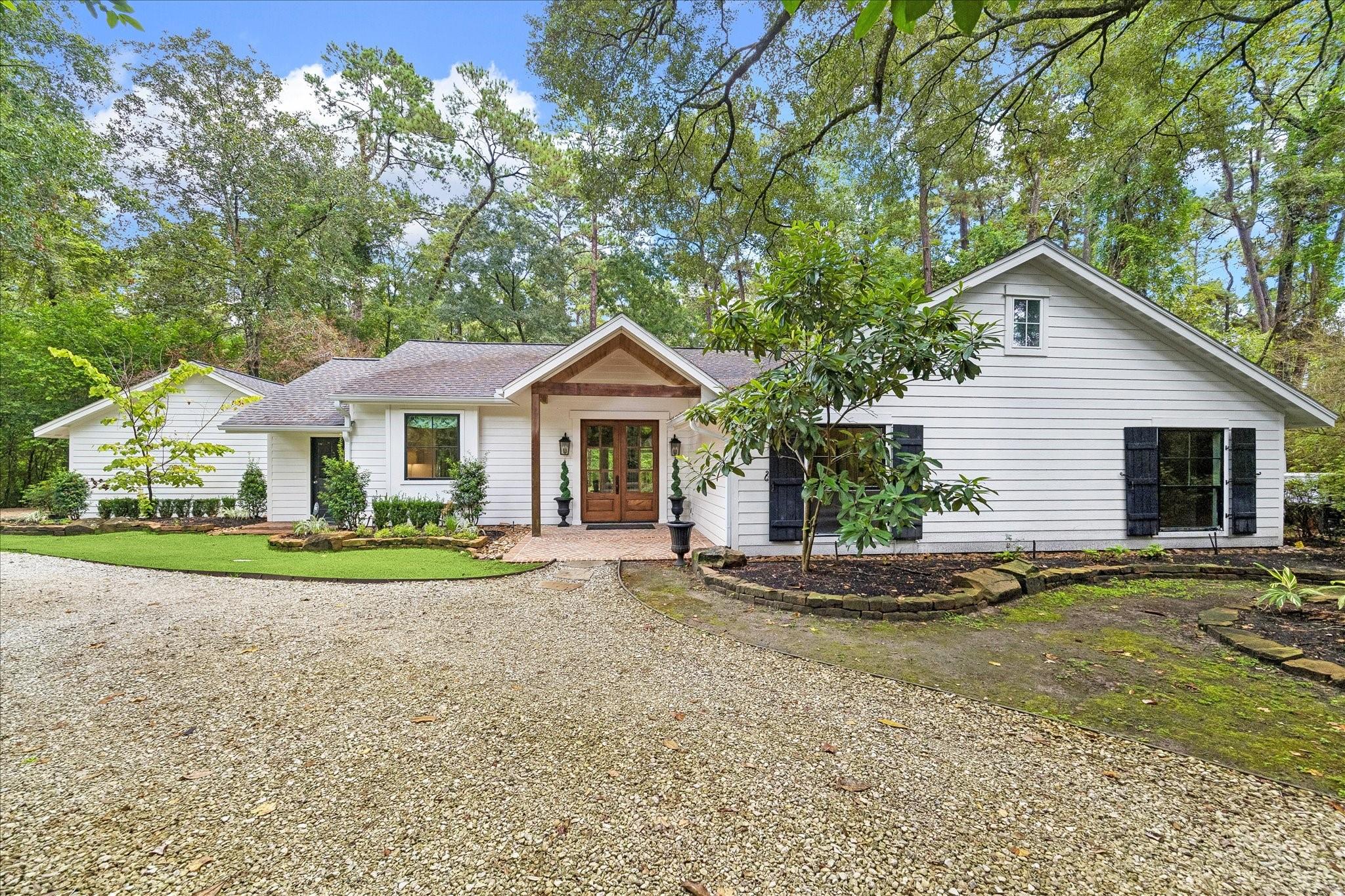 2943 Kings Forest Dr, Houston, TX 77339