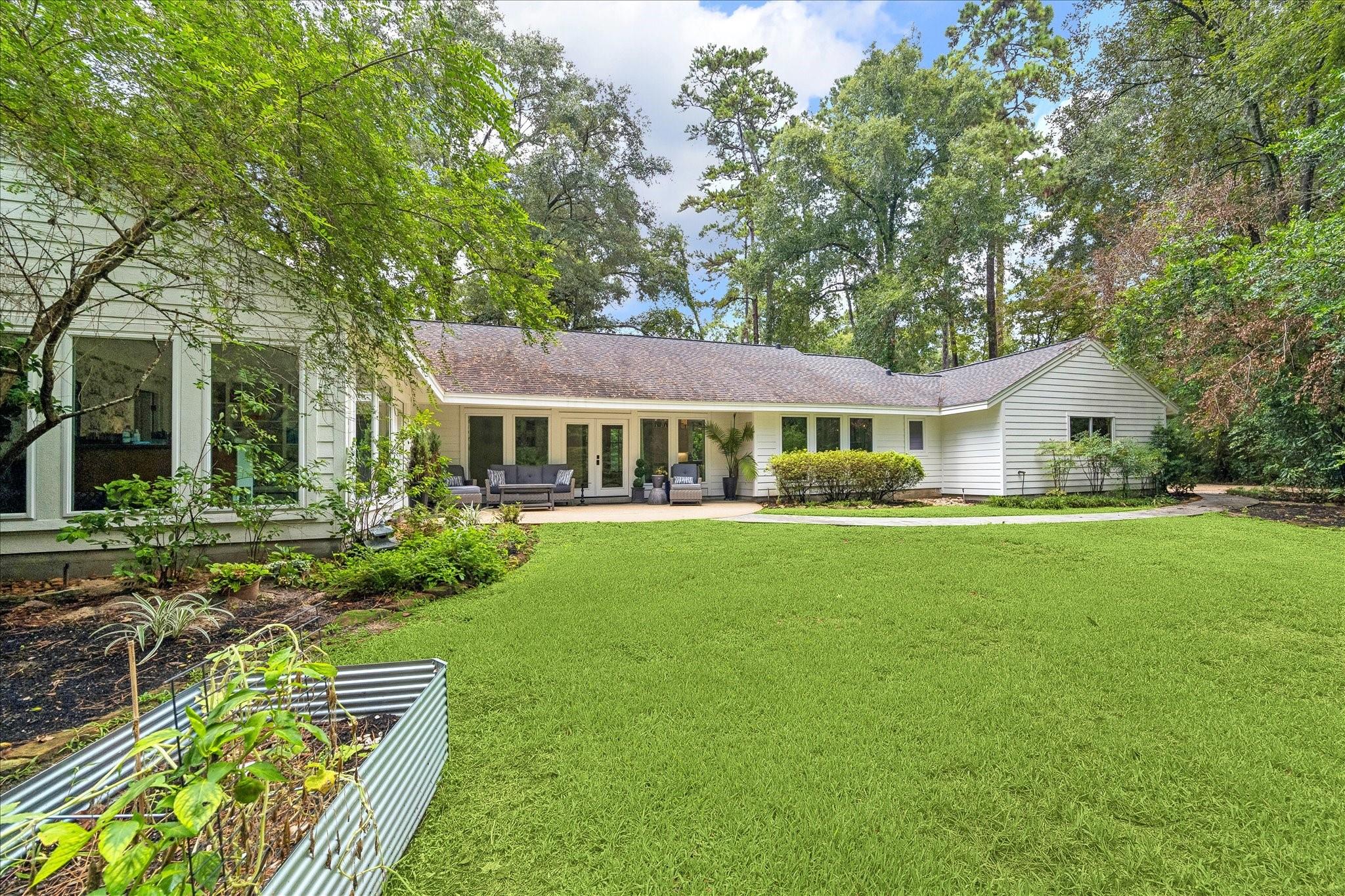 2943 Kings Forest Dr, Houston, TX 77339 photo