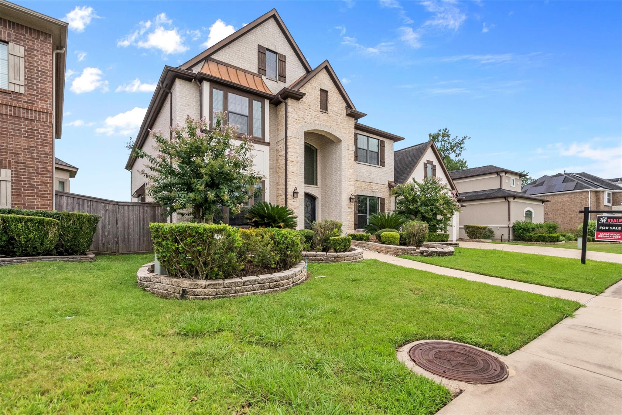 5218 Limestone Hill Ln, Sugar Land, TX 77479 photo