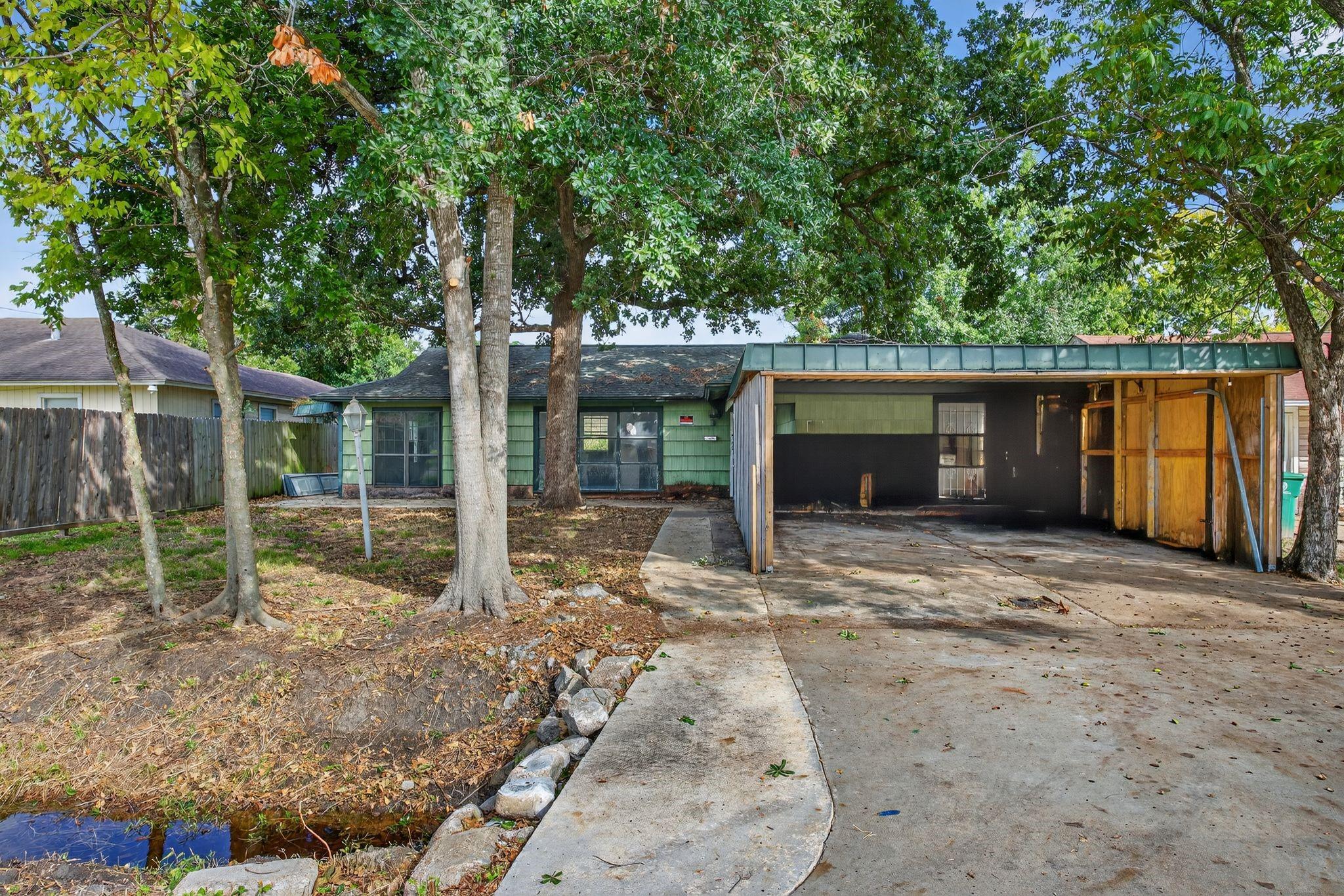 9022 Beverlyhill St, Houston, TX 77063 photo