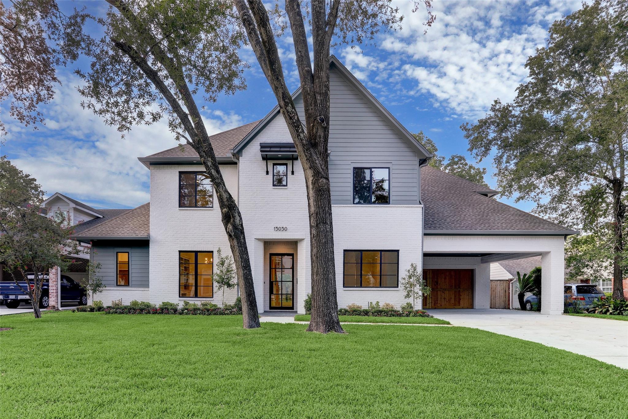 1707 Bayram Dr, Houston, TX 77055