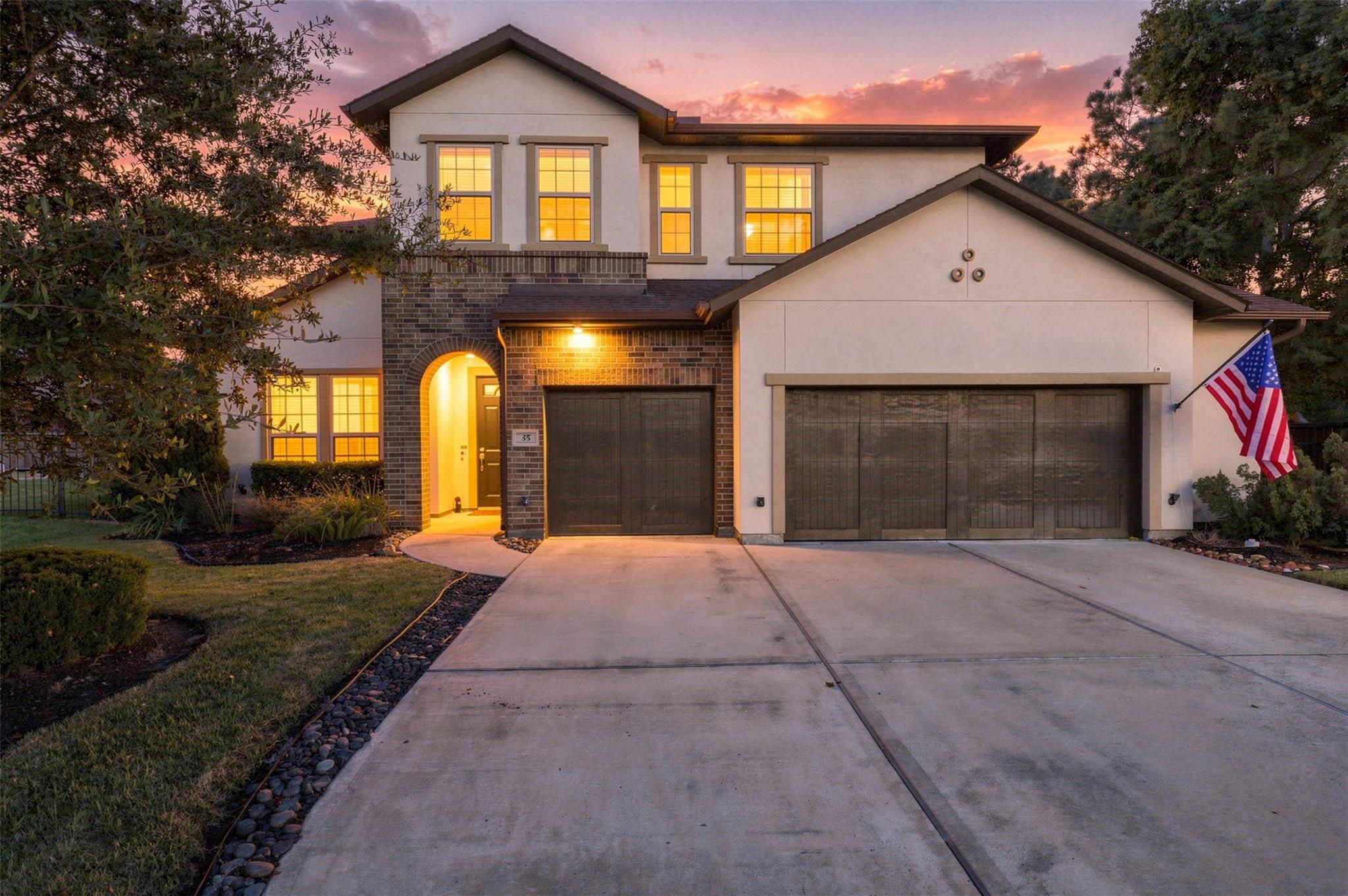 35 Gracenote Pl, The Woodlands, TX 77375
