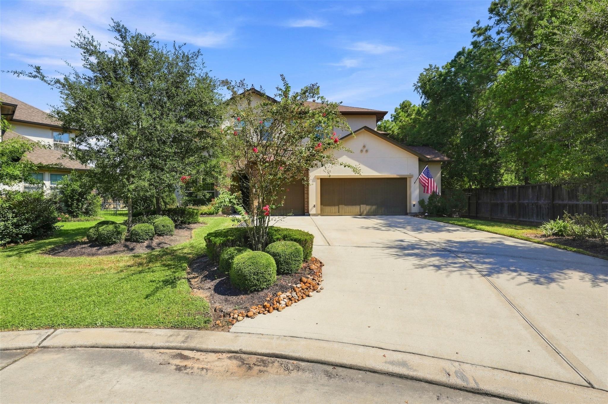 35 Gracenote Pl, The Woodlands, TX 77375 photo