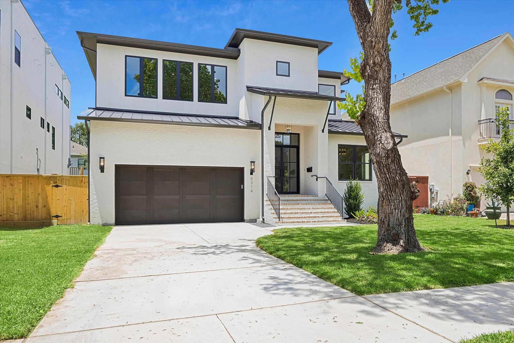 5314 Evergreen St, Bellaire, TX 77401