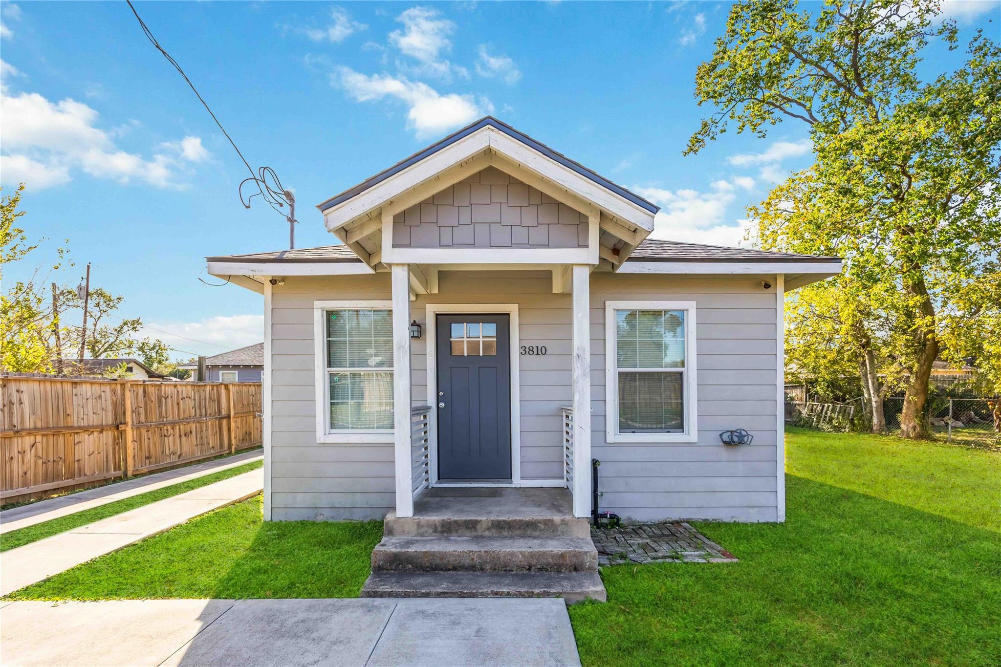 3810 Rawley St, Houston, TX 77020 photo