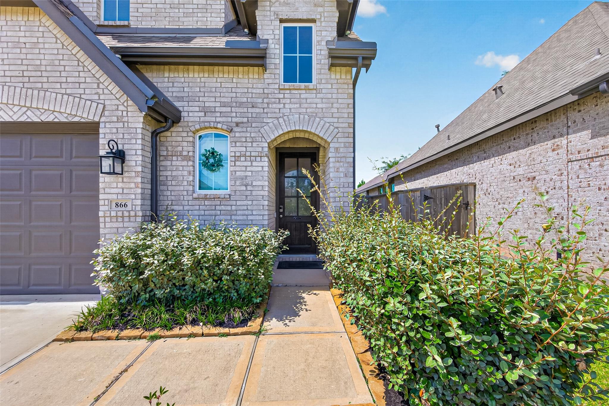 866 Sendero Trl, Conroe, TX 77304