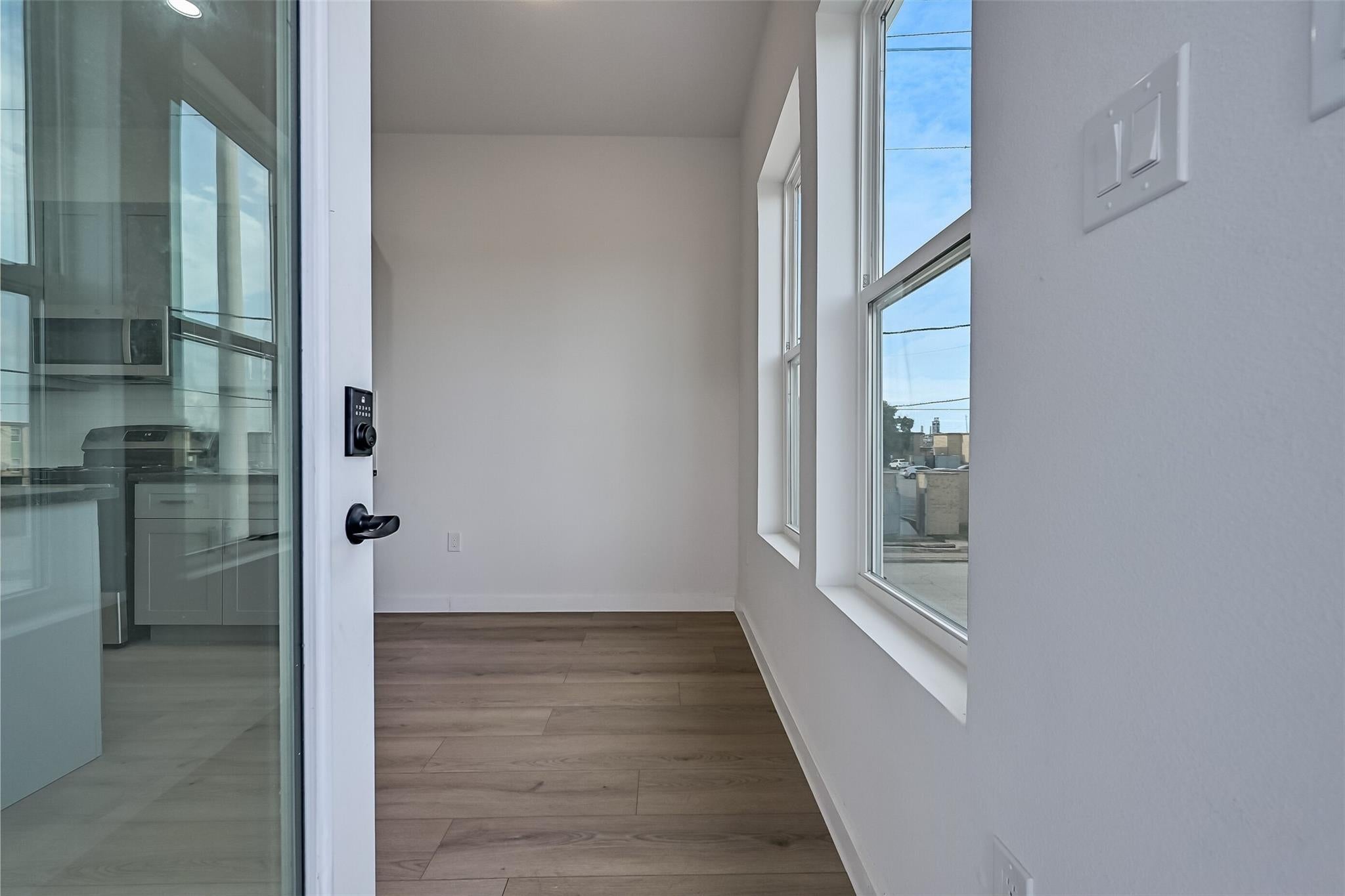 701 39 St, Galveston, TX 77550 photo