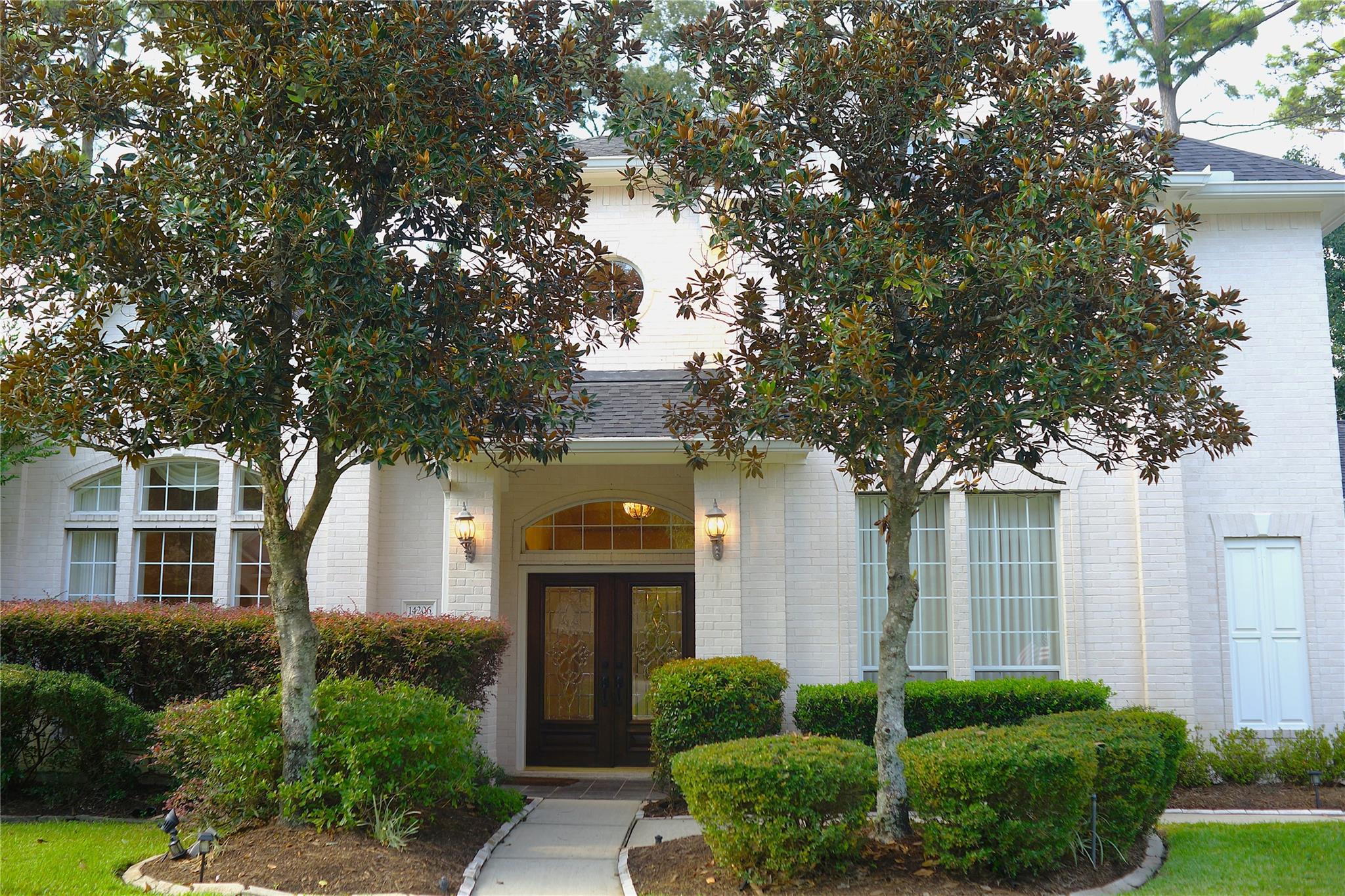14206 Spring Pines Dr, Tomball, TX 77375 photo