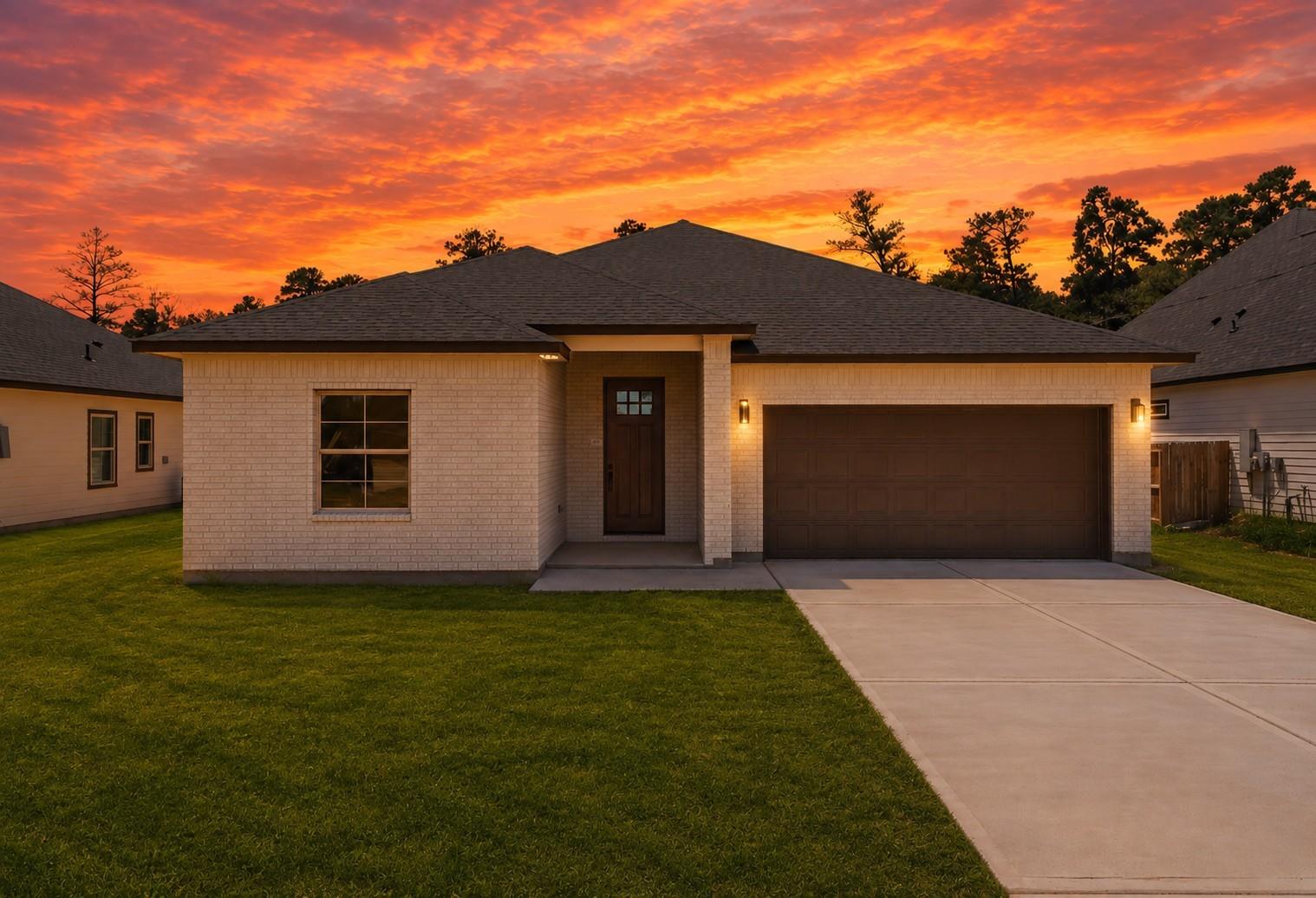 30906 Brown Pine St, Huffman, TX 77336