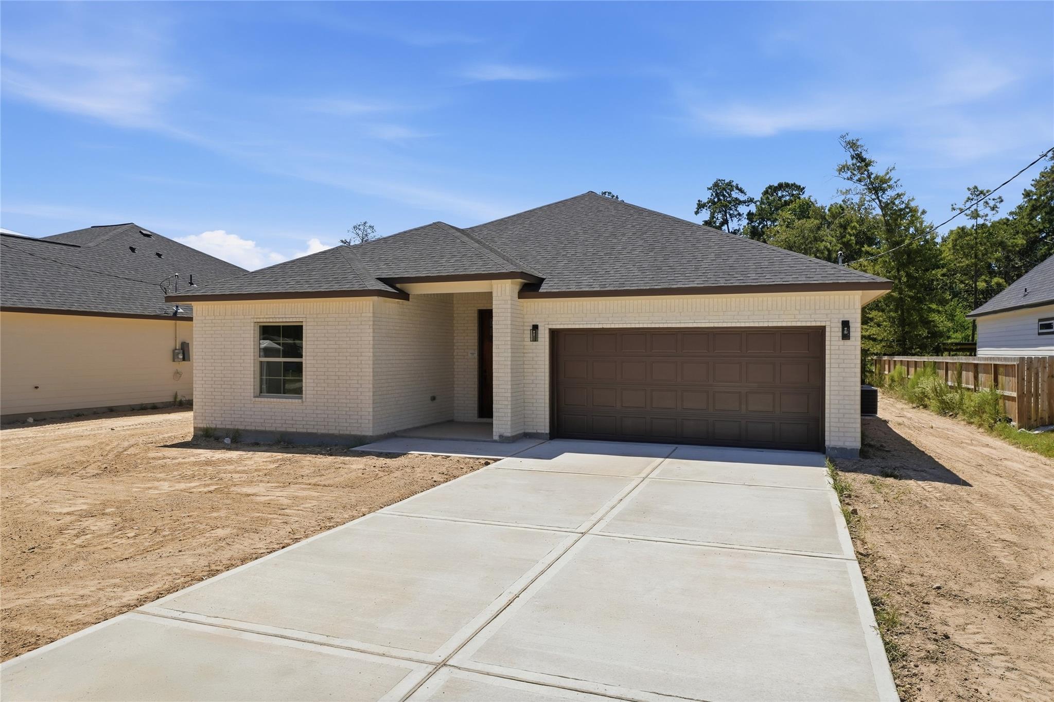 30906 Brown Pine St, Huffman, TX 77336 photo