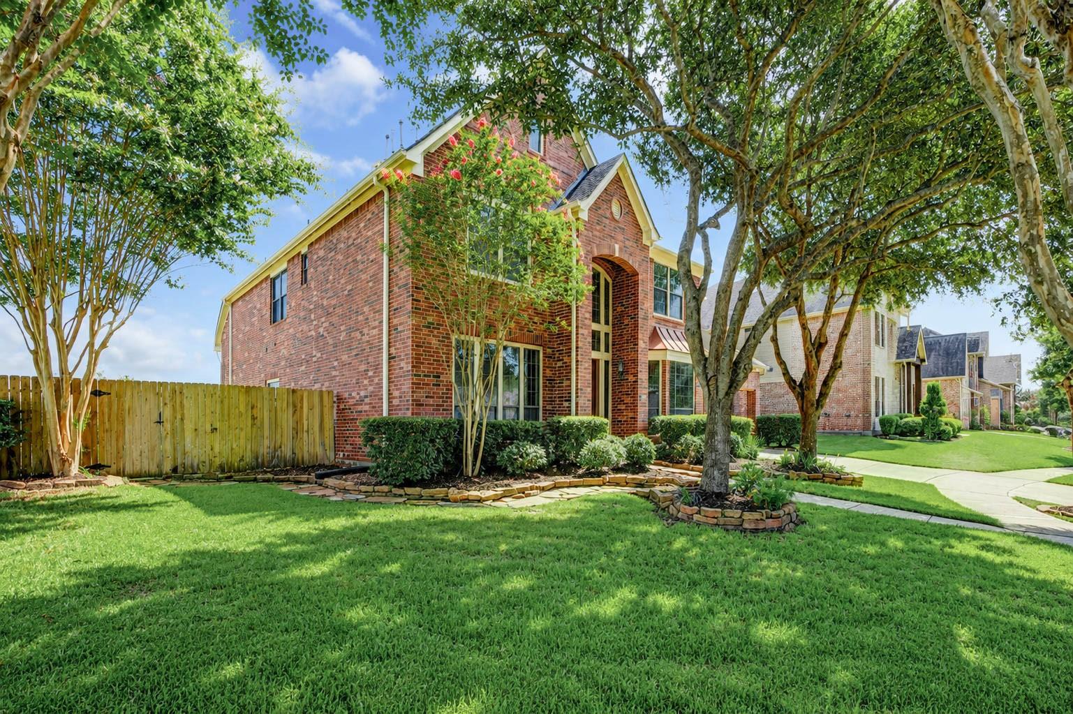 2614 Lake Spring Ct, Richmond, TX 77406 photo