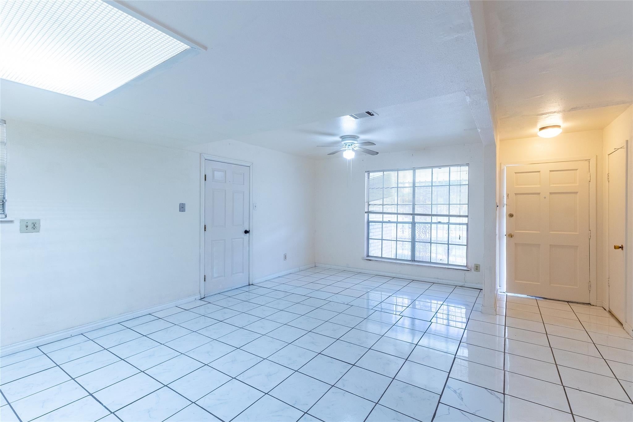 1219 Fallbrook Dr, Houston, TX 77038 photo