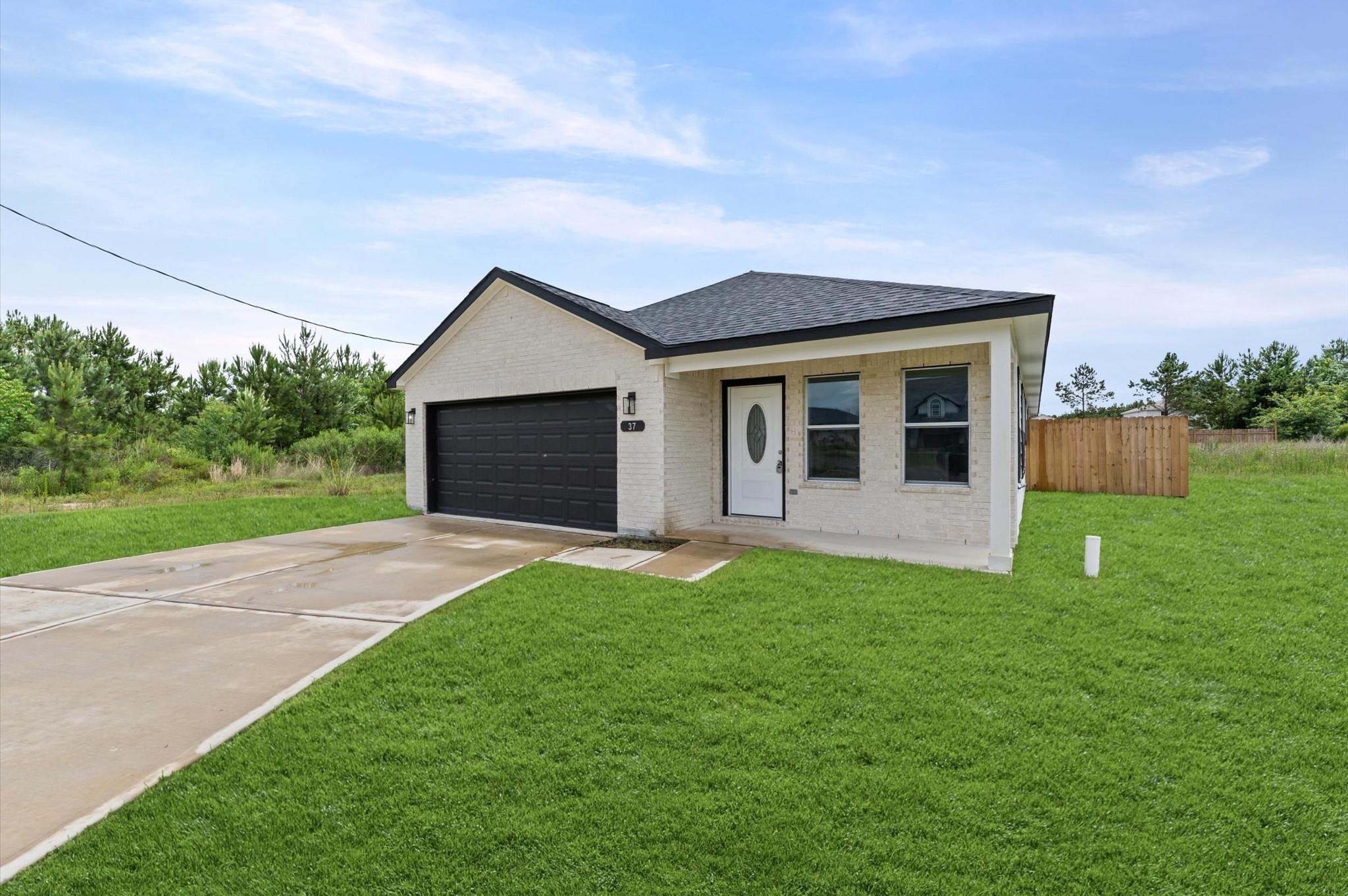 37 County Road 5102l, Cleveland, TX 77327 photo